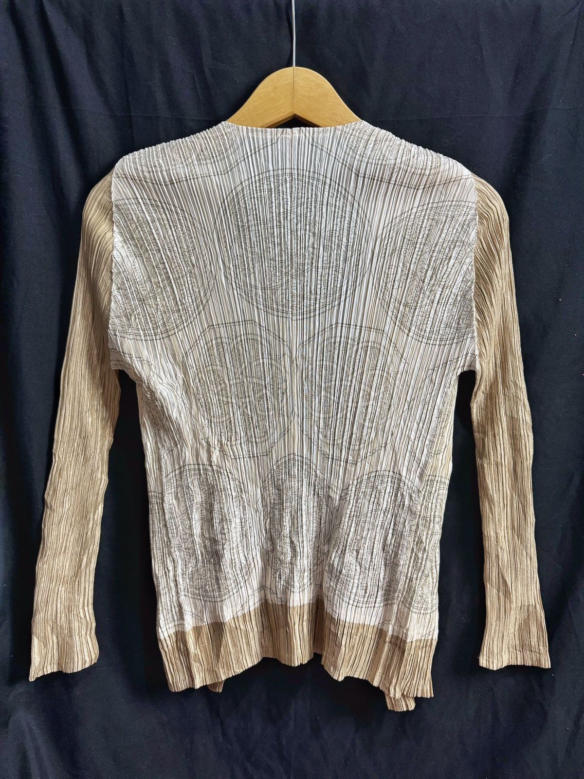 Homme Plisse Issey Miyake × Issey Miyake × Pleats Please Issey Miyake Issey Miyake Pleats Please Cardigan All Over Art Size M / US 6-8 / IT 42-44 - 3 Thumbnail