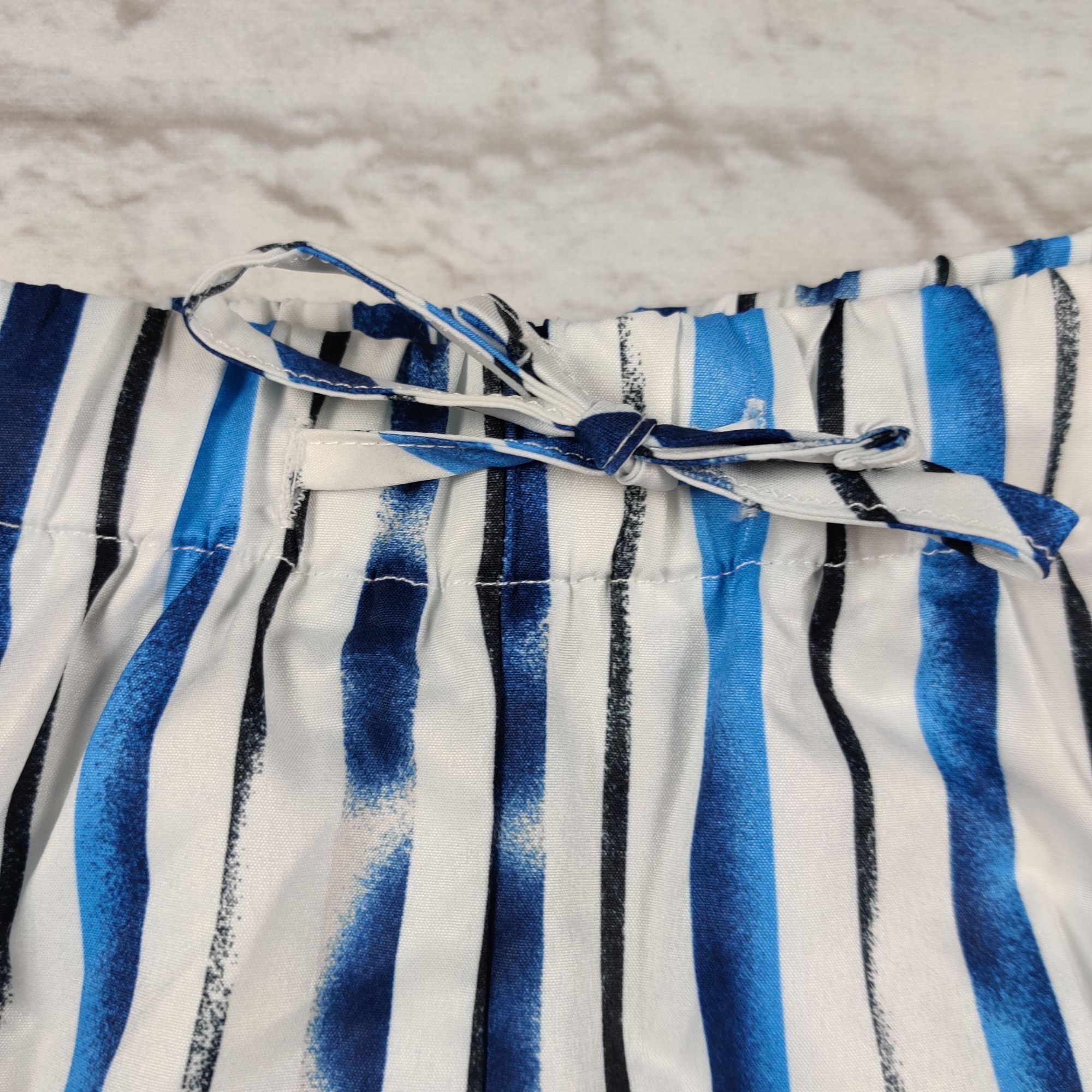 Shein SHEIN Plus Size Womens Shorts High Rise Summer Blue White St Size 42" / US 20 - 3 Thumbnail