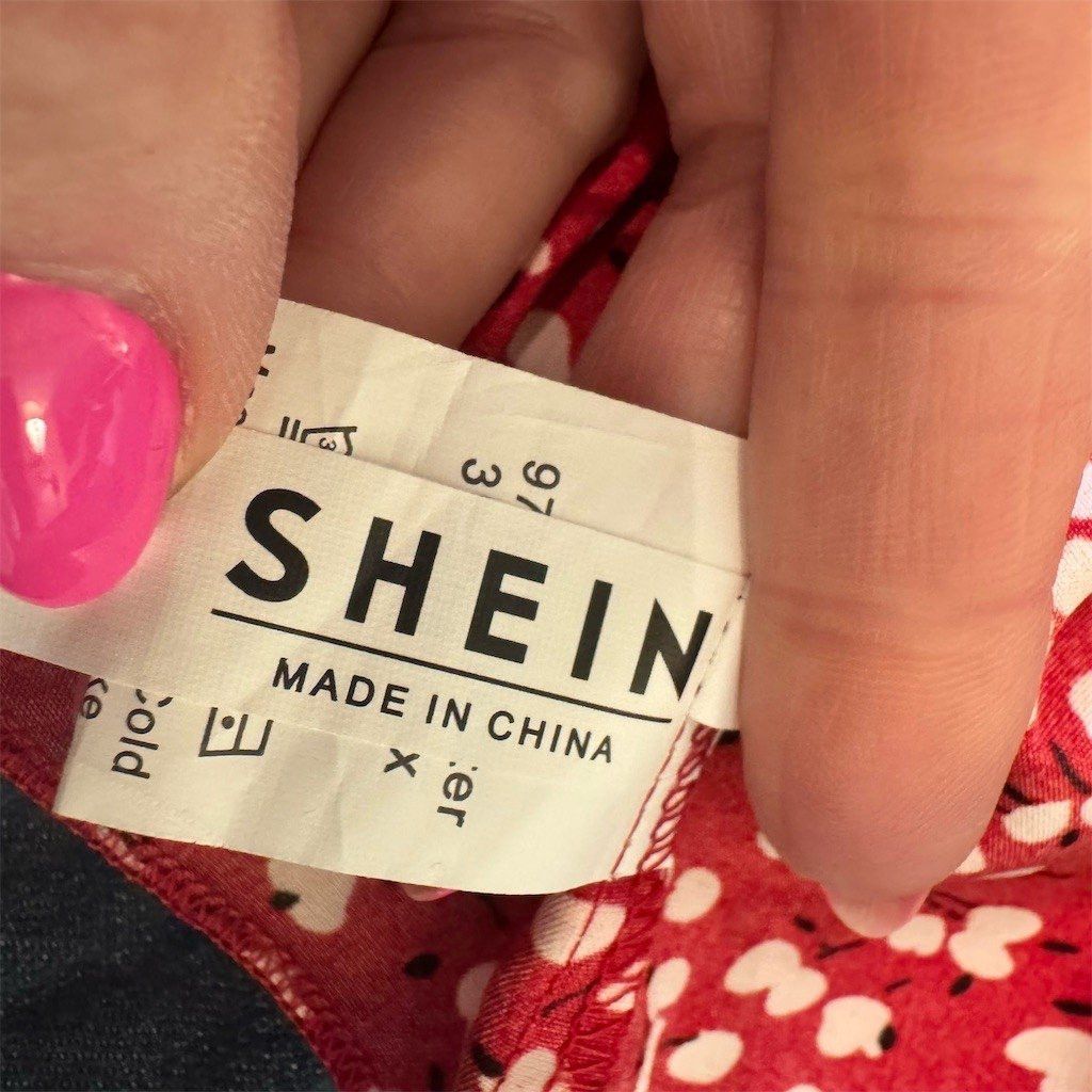 Shein SHEIN Blouse Womens Size M Red Ditsy Floral Tie Front Ruffl Size M / US 6-8 / IT 42-44 - 5 Thumbnail