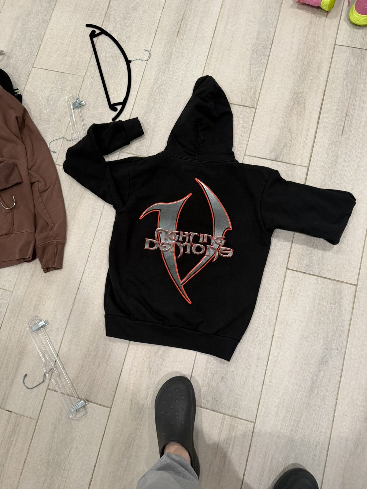 999 Club × Vlone 999 fighting demons Size US L / EU 52-54 / 3 - 2 Thumbnail