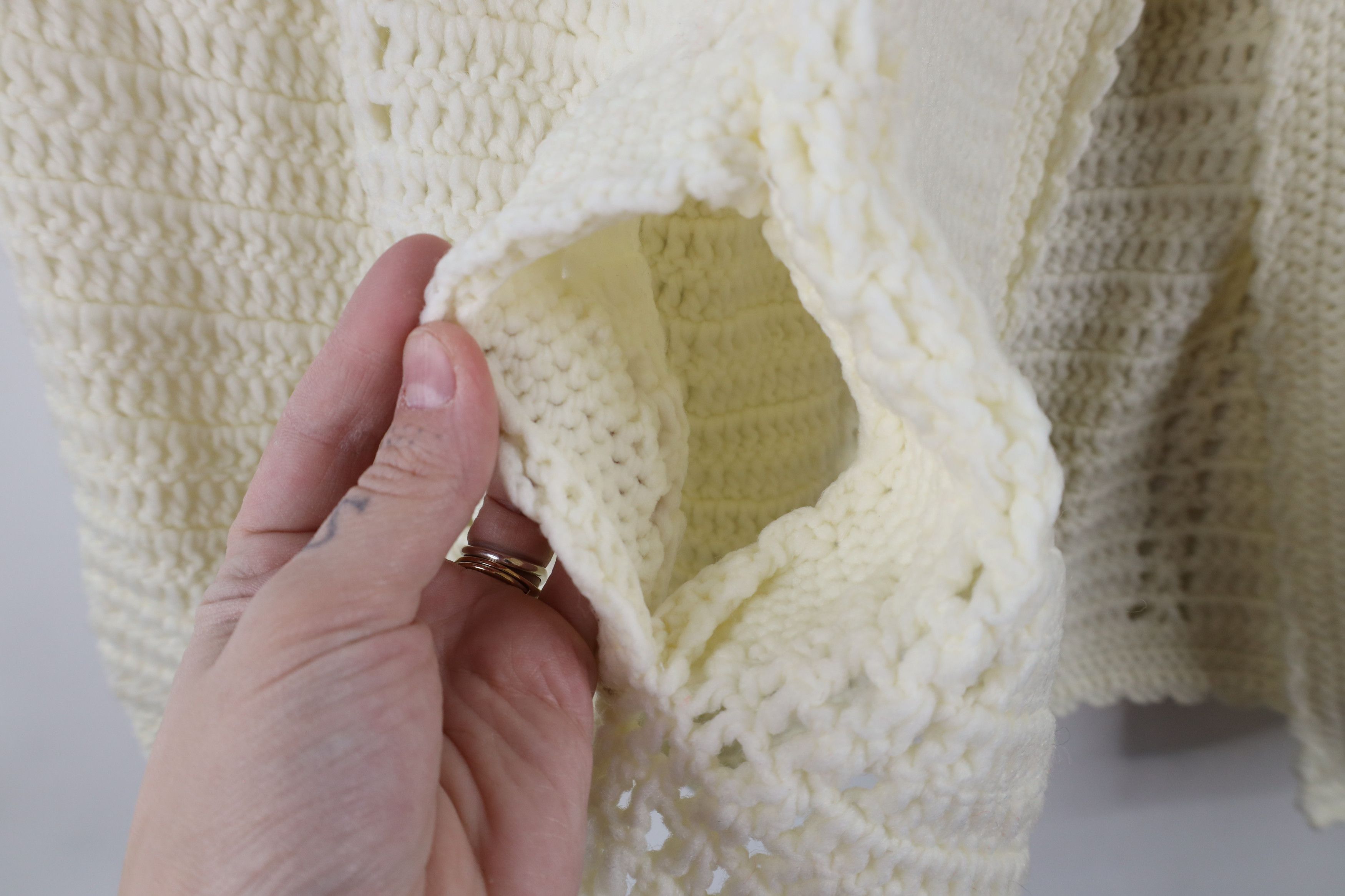 Vintage Vintage 50s 60s Rockabilly Hand Crochet Sweater Cape Poncho Size ONE SIZE - 6 Thumbnail