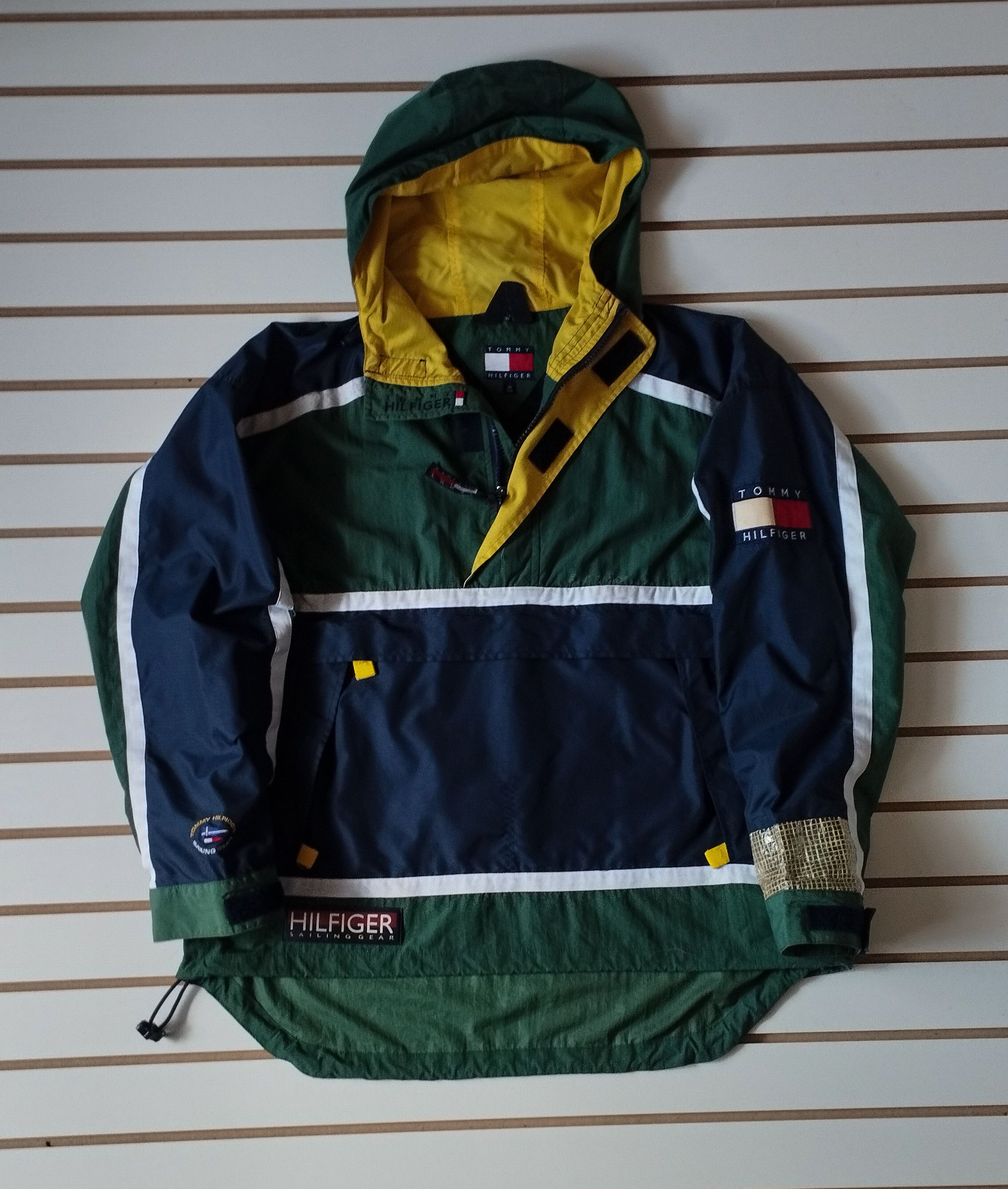 image of Tommy Hilfiger Tommy Hifiger Jacket Sailing Gear Vintage in Green, Men's (Size Large)