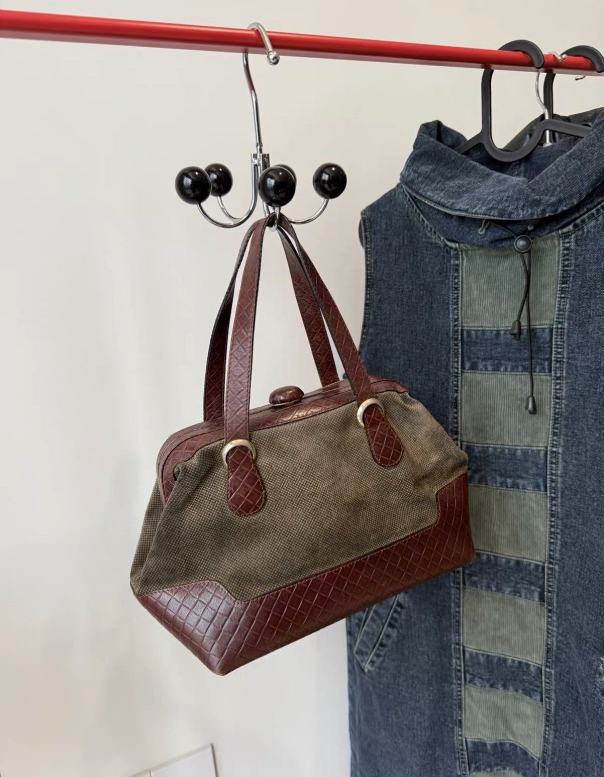 Bottega Veneta Bottega Veneta Brown Canvas & Woven Frog-Mouth Handbag J36 Size ONE SIZE - 2 Thumbnail