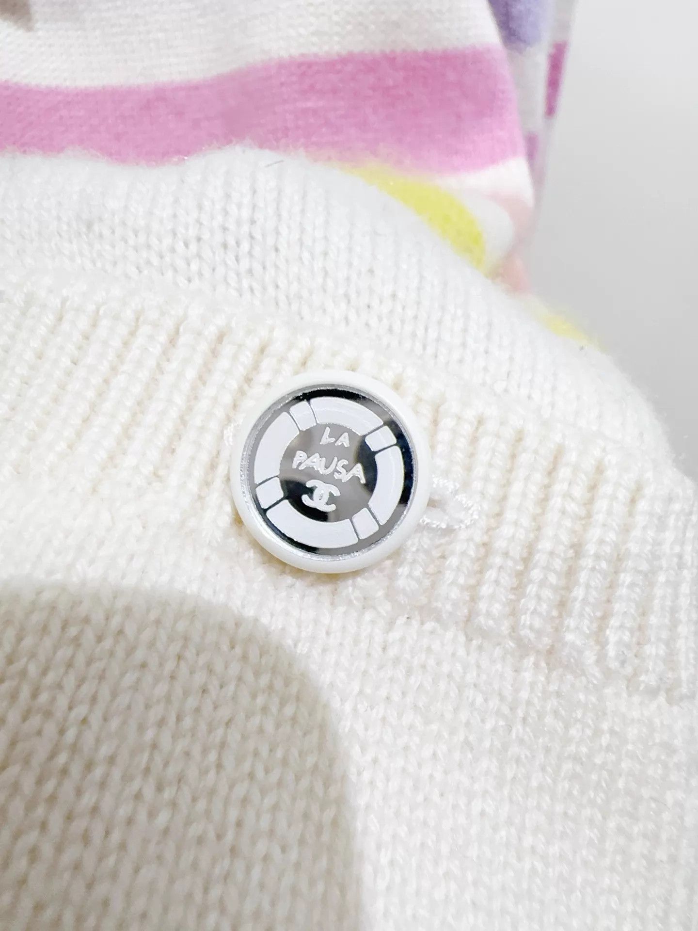 Chanel Chanel New Rainbow Sweater 38 Women's Size S / US 4 / IT 40 - 3 Thumbnail