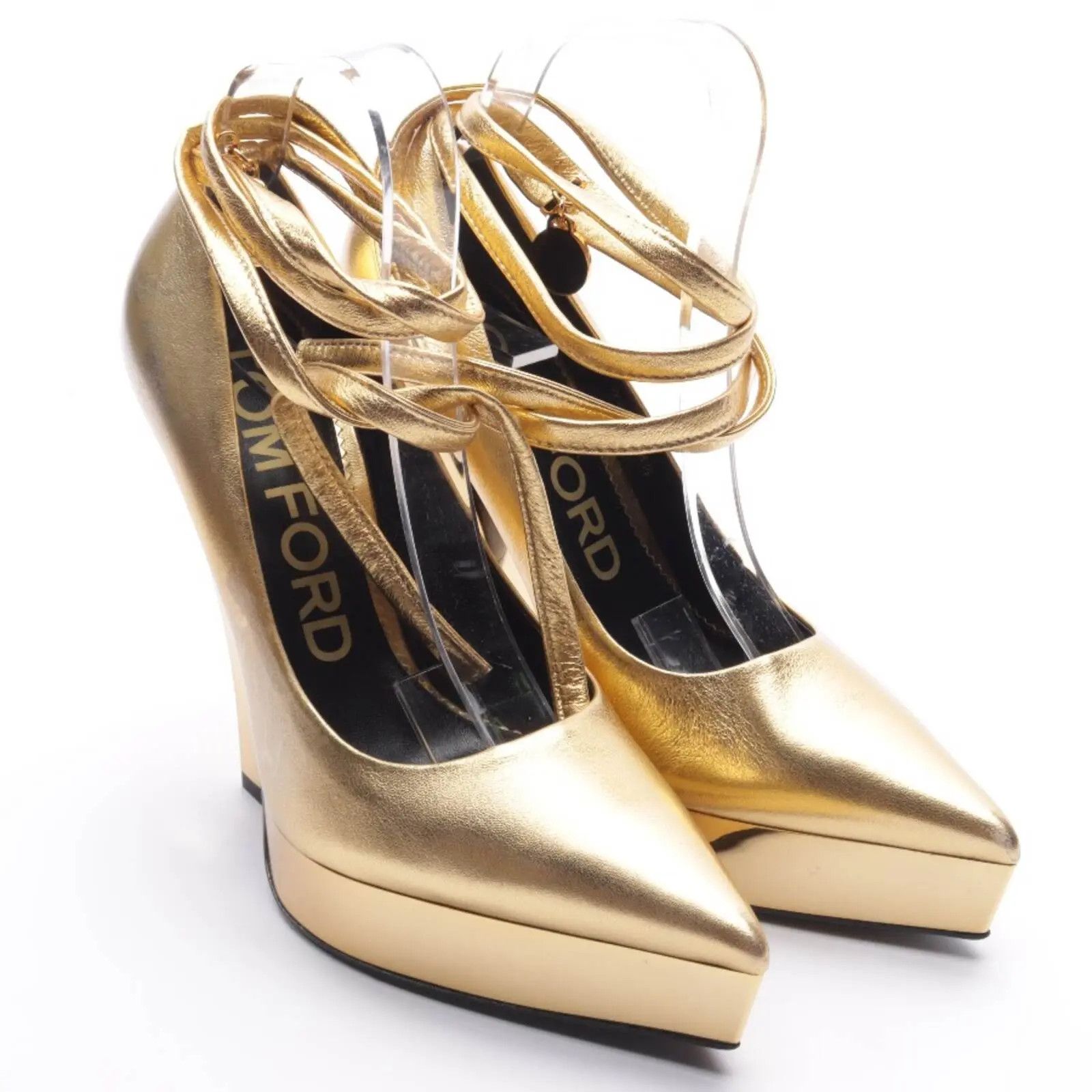 o1w1db11224 W3181 Pumps in Gold