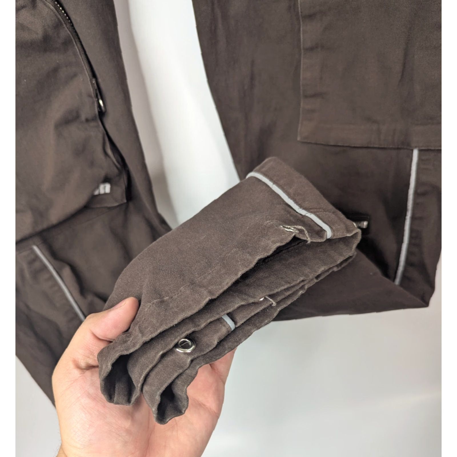 Vintage EPTM Cargo Pants Mens XL Brown Zipper Pockets Cargo Pocket Straight Relaxed Streetwear 32in Inseam Regular Pants Clothing Size US 36 / EU 52 - 2 Thumbnail