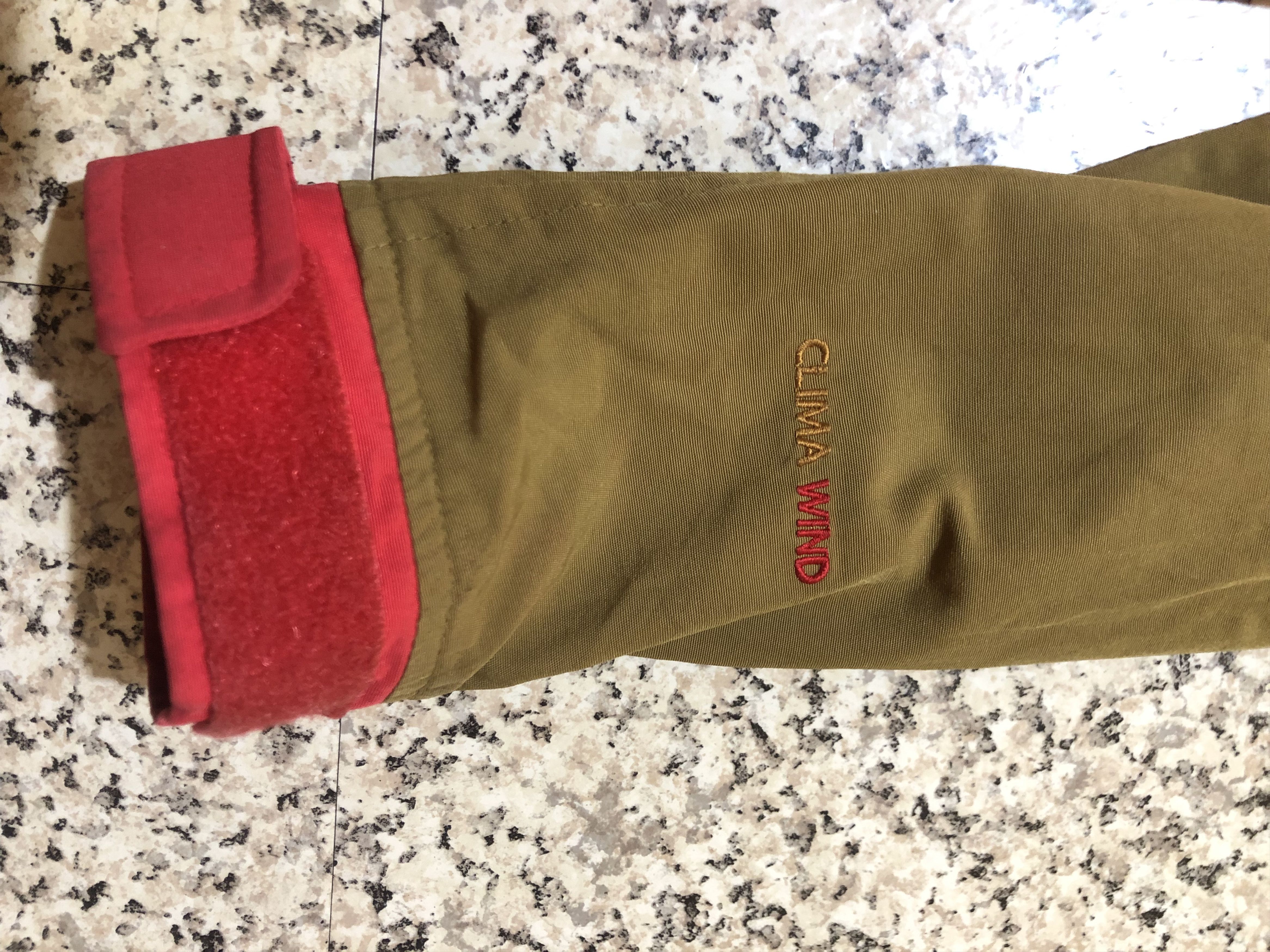 Salomon Salomon Mountain Sports Progression Technical Wind Jacket Size US S / EU 44-46 / 1 - 18 Thumbnail