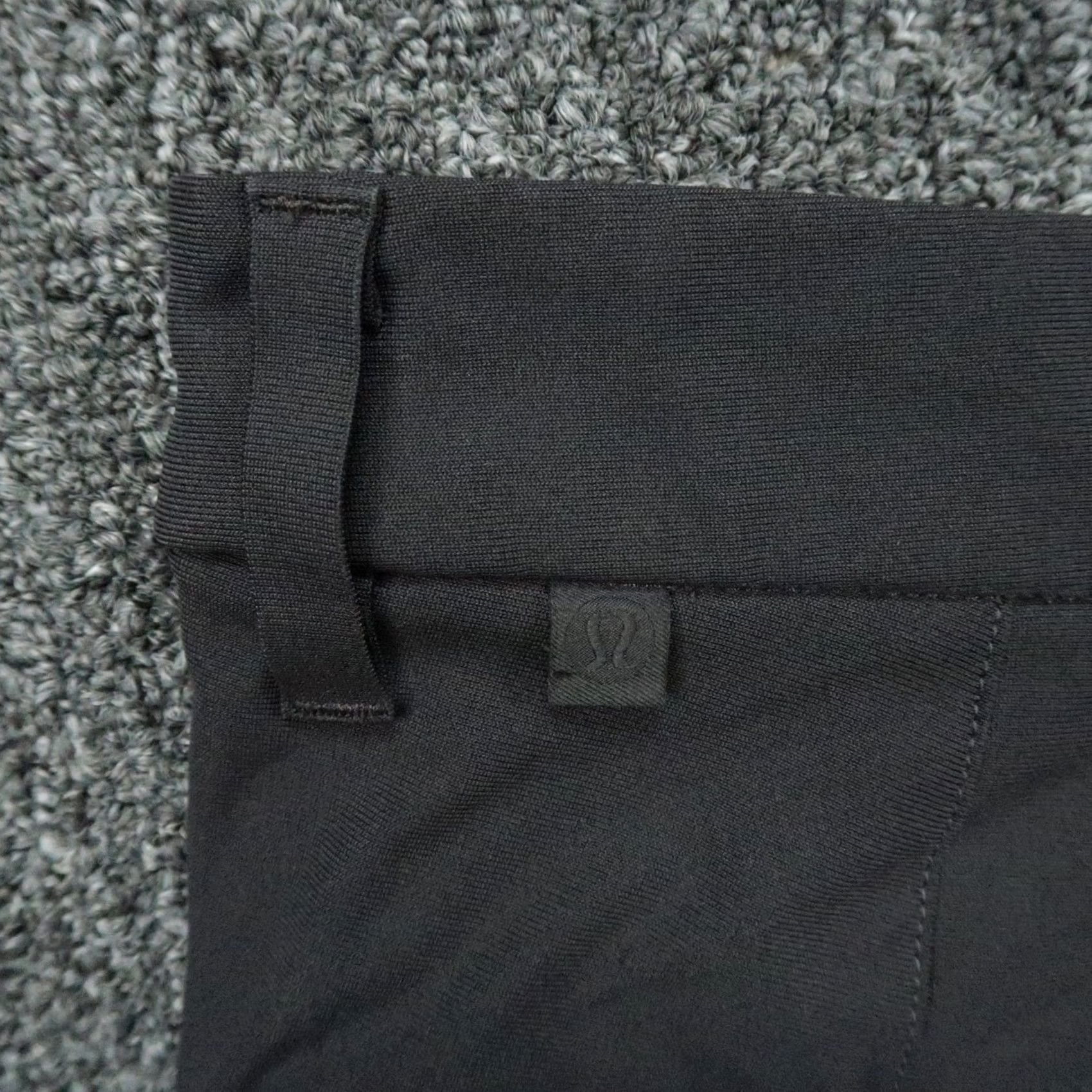 Lululemon Lululemon Pants Mens 28x30 Commission Slim Zip Pocket Trouser Chino Obsidian Size US 28 / EU 44 - 7 Thumbnail