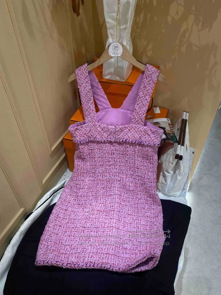 Chanel Chanel 22p pink tweed strap dress Size XS / US 0-2 / IT 36-38 - 2 Thumbnail