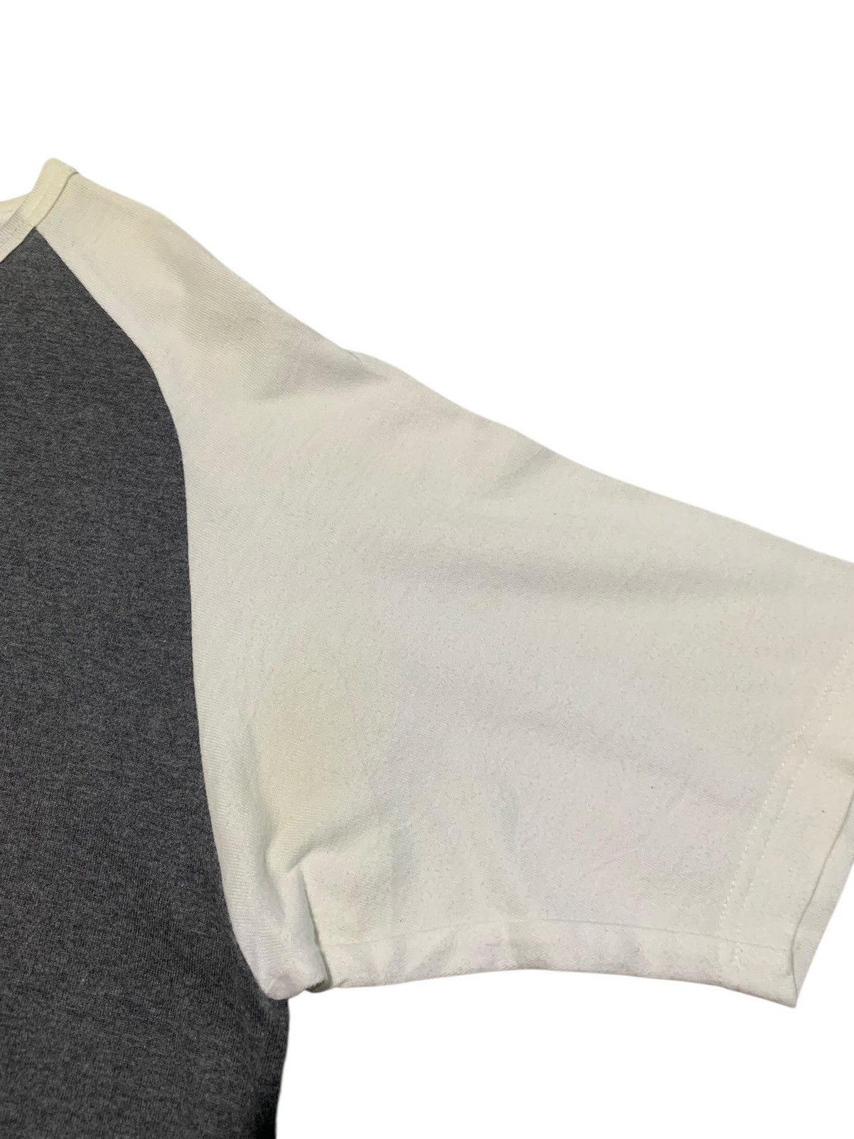Burberry Vintage Burberry black label 2007 free ride raglan tee Size US M / EU 48-50 / 2 - 5 Thumbnail