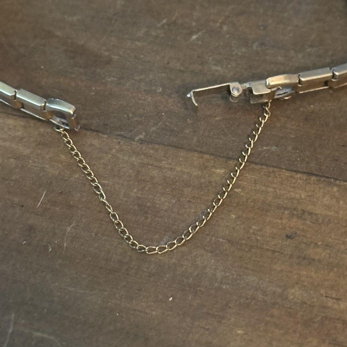 Vintage Vintage Gruen Precision 17 Jewels Swiss gold tone watch Size ONE SIZE - 9 Thumbnail