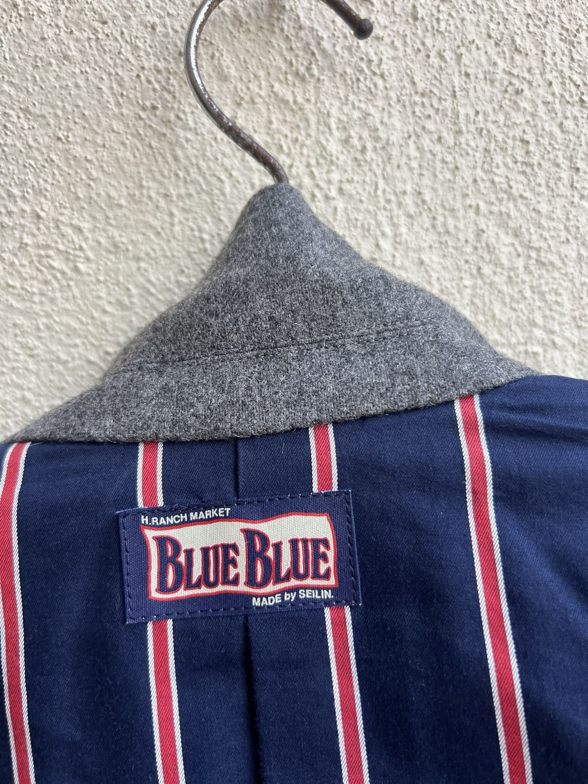 Blue Blue Japan Vintage Blue Blue Japan Grey Wool Coat Blazer Jacket Size US M / EU 48-50 / 2 - 19 Thumbnail