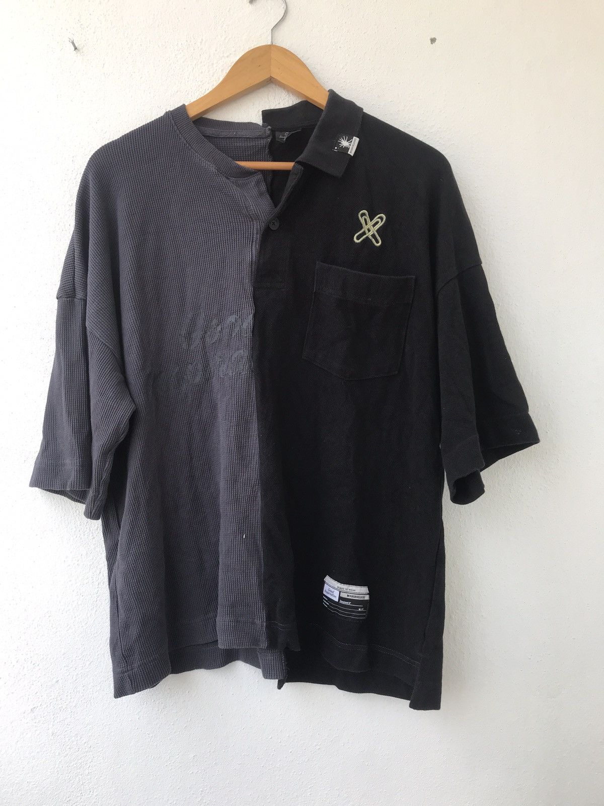 Maison MIHARA YASUHIRO miharayasuhiro x GU rare design baggy shirt Size US L / EU 52-54 / 3 - 1 Thumbnail