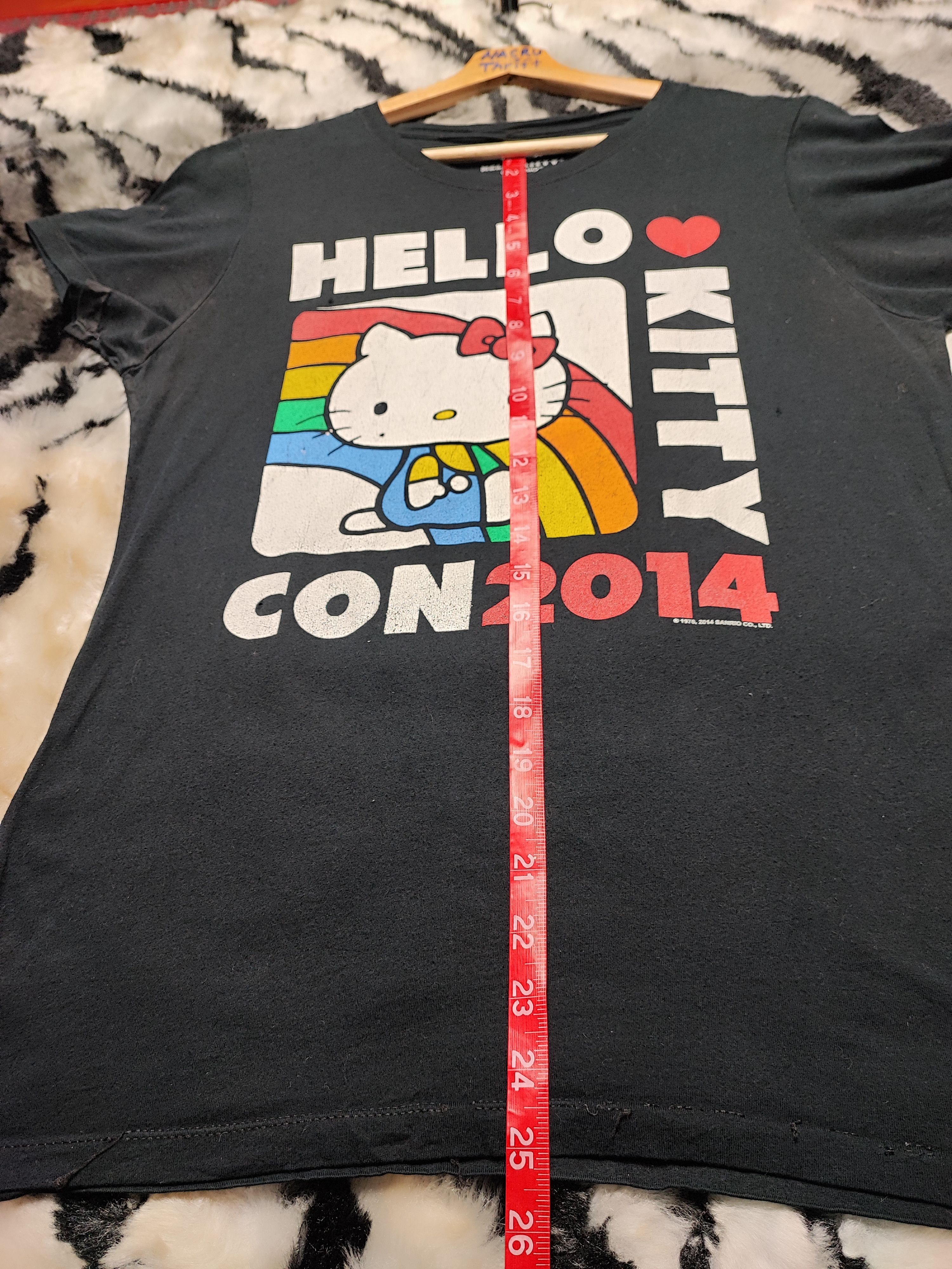 Cartoon Network VINTAGE HELLO KITTY STAFF T SHIRT Size US L / EU 52-54 / 3 - 11 Thumbnail