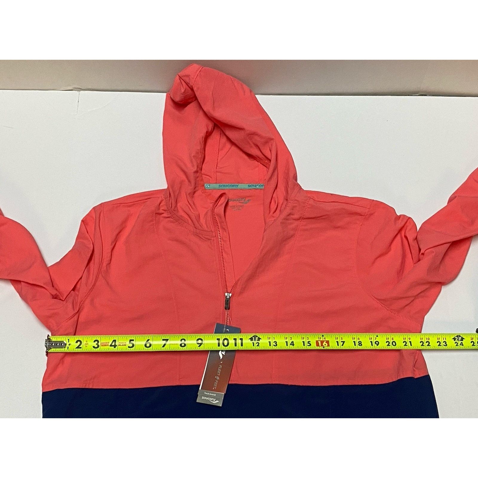 Saucony Saucony x Fleet Feet Windbreaker Womens L Track Anorak NEW!! Size L / US 10 / IT 46 - 5 Thumbnail