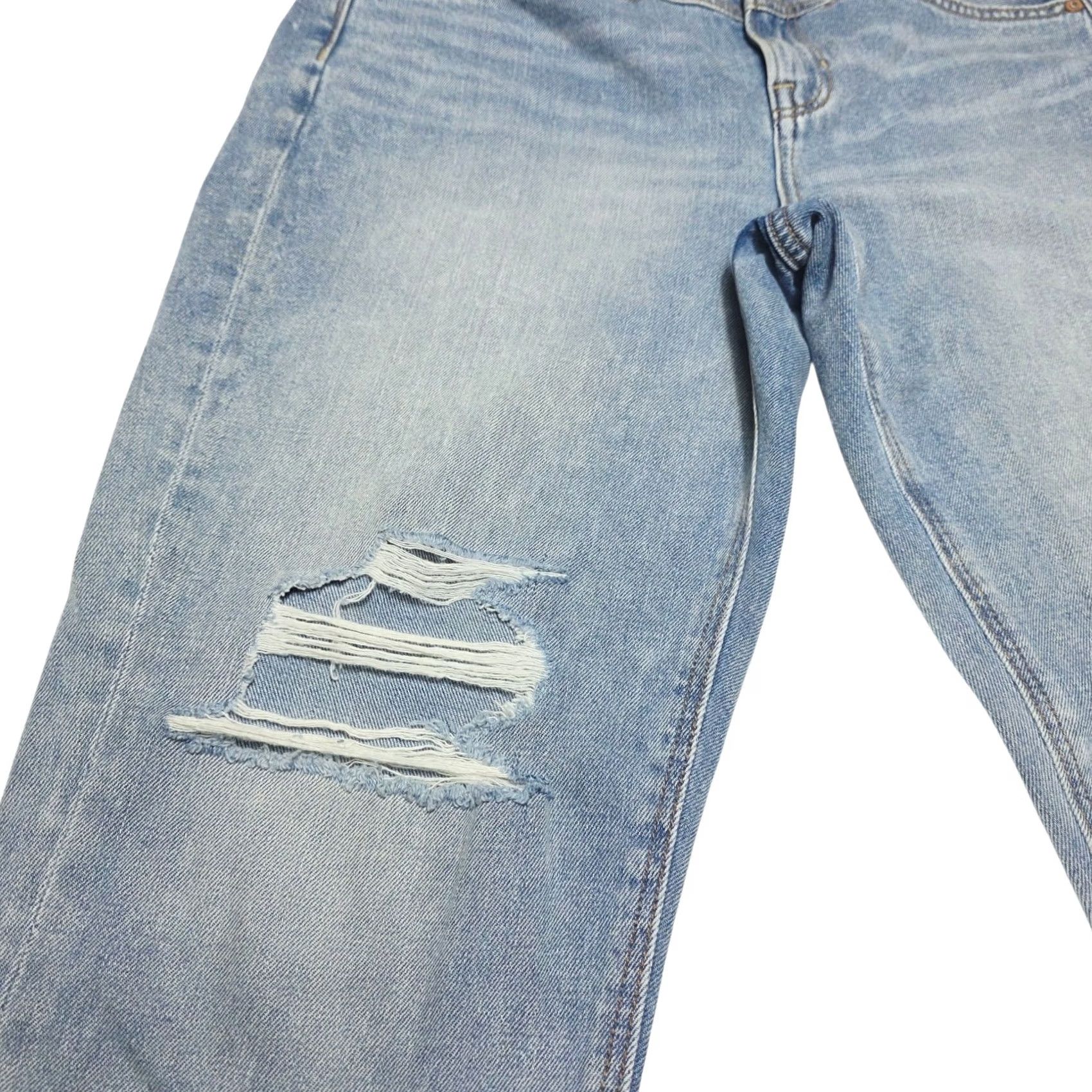 American Eagle Outfitters VINTAGE American Eagle Outfitters Mom Straight Jeans Light Wash Women’s Size 8 X-Short Distressed Size 30" / US 8 / IT 44 - 3 Thumbnail