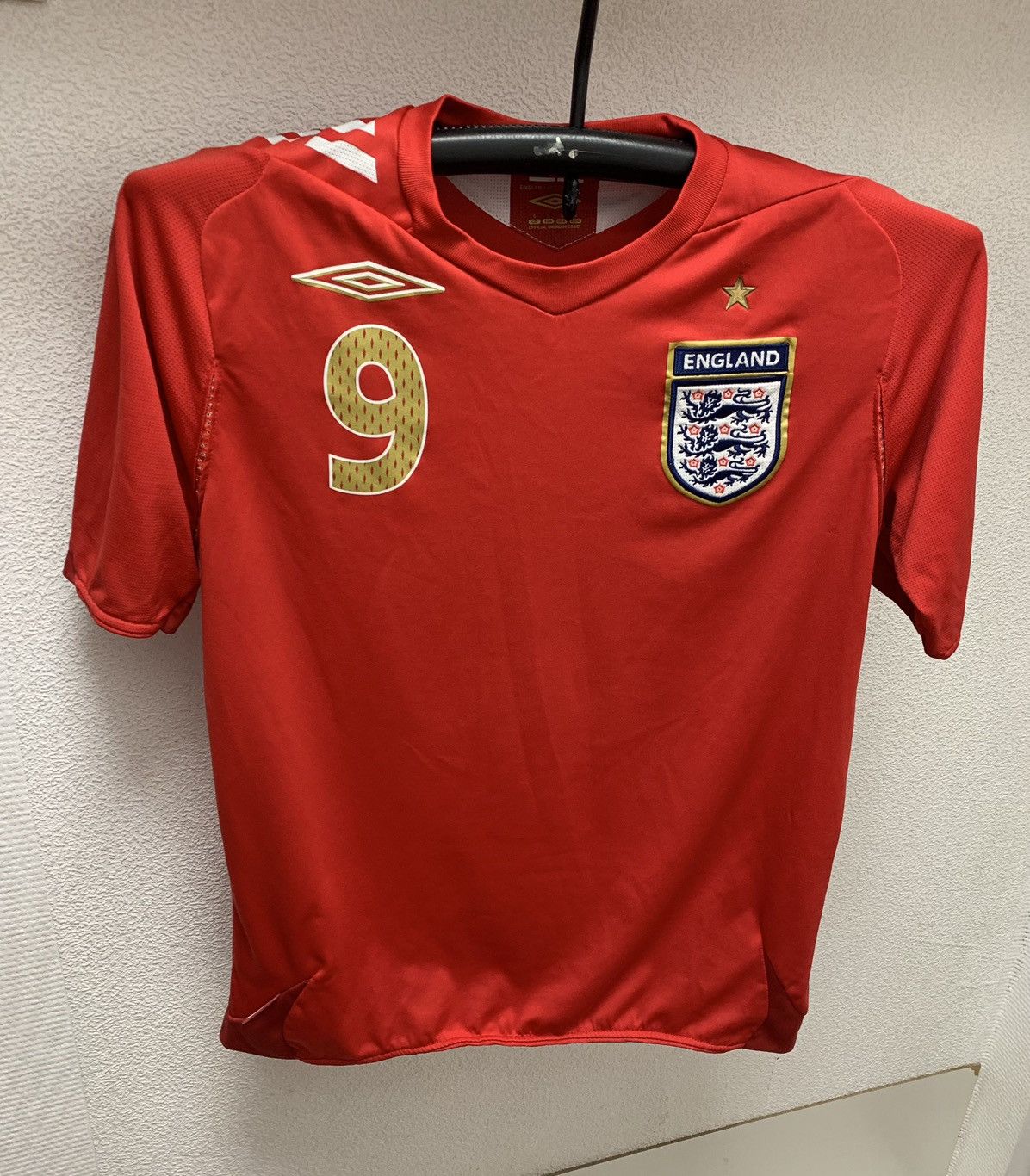 Umbro Rooney 9 England Umbro vintage soccer jersey S Size US S / EU 44-46 / 1 - 2 Thumbnail