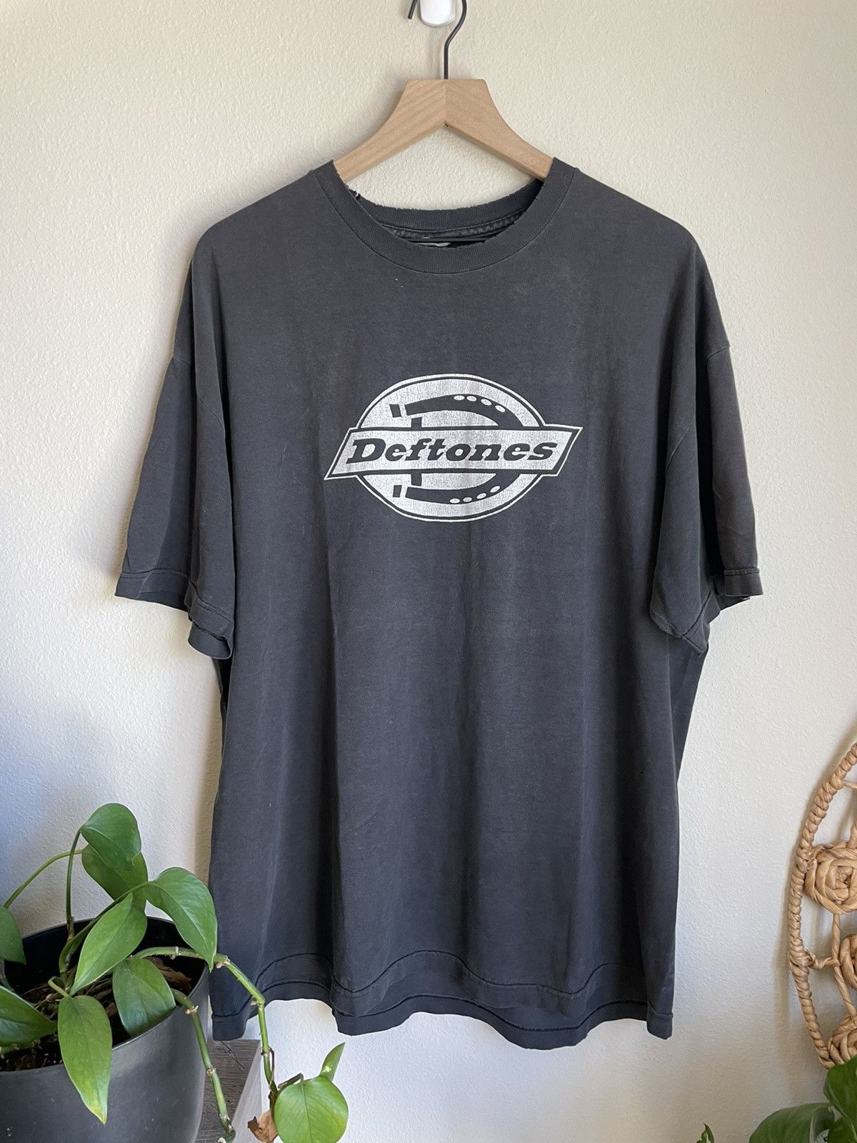 image of Vintage Deftones Dickies Logo T Shirt White Pony Era in Black, Men's (Size XL)