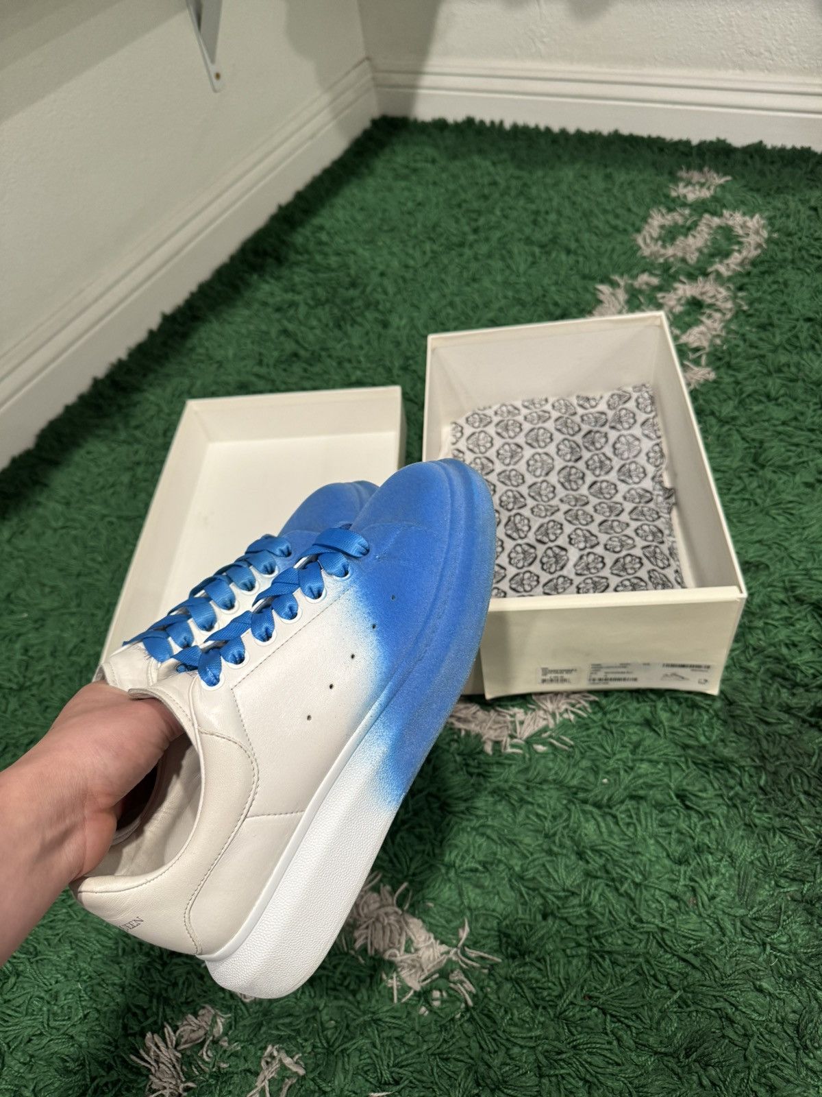 Alexander McQueen Alexander McQueen Oversized Sneakers Size US 10 / EU 43 - 8 Thumbnail