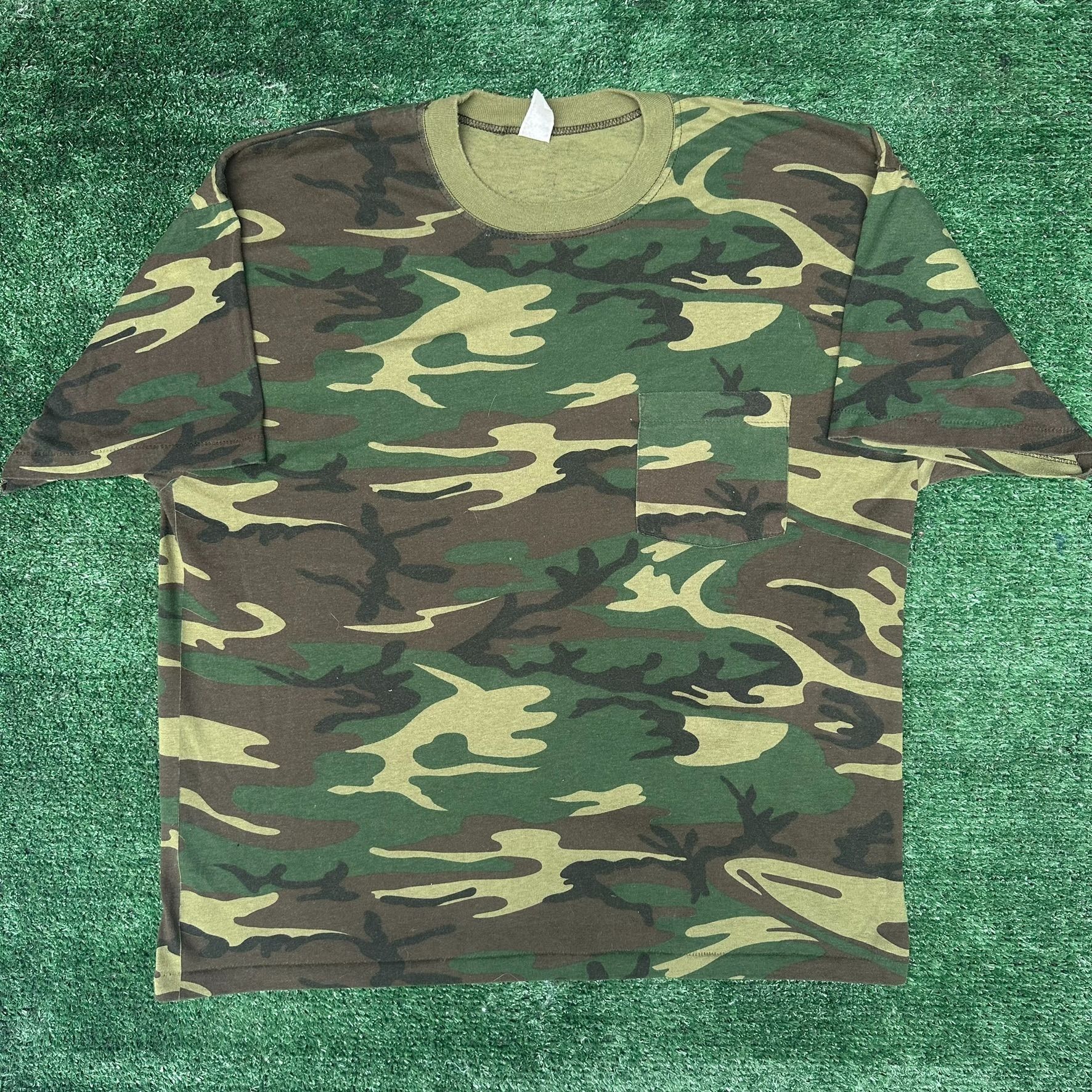 Vintage Vintage 80s Ranger M81 Woodland Camo T-Shirt Grunge Punk Sin Size US L / EU 52-54 / 3 - 1 Thumbnail