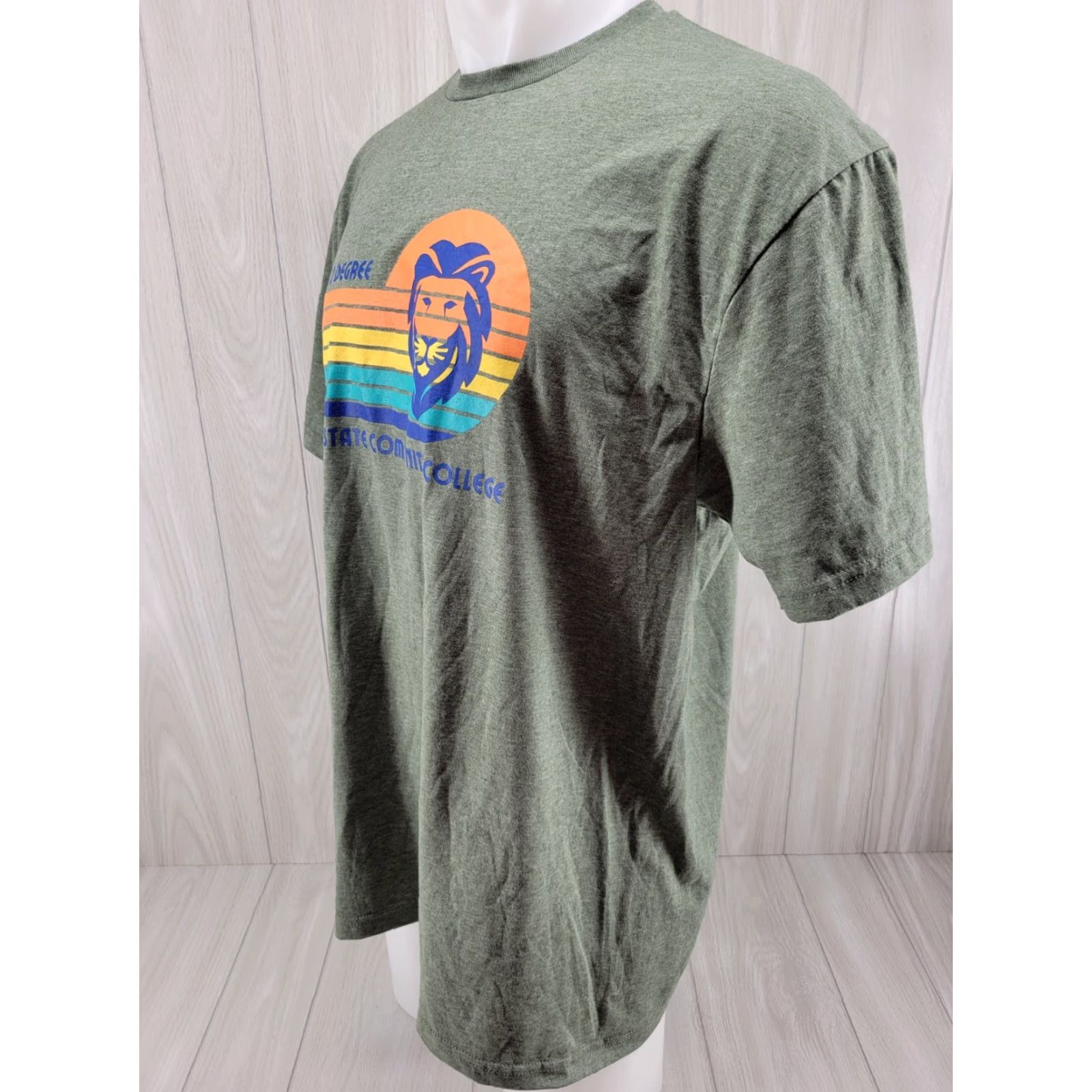 Gildan VINTAGE Wallace State Community College Shirt Mens XL Green Gildan Ultra Cotton Short Sleeve Crew Neck Size US XL / EU 56 / 4 - 3 Thumbnail