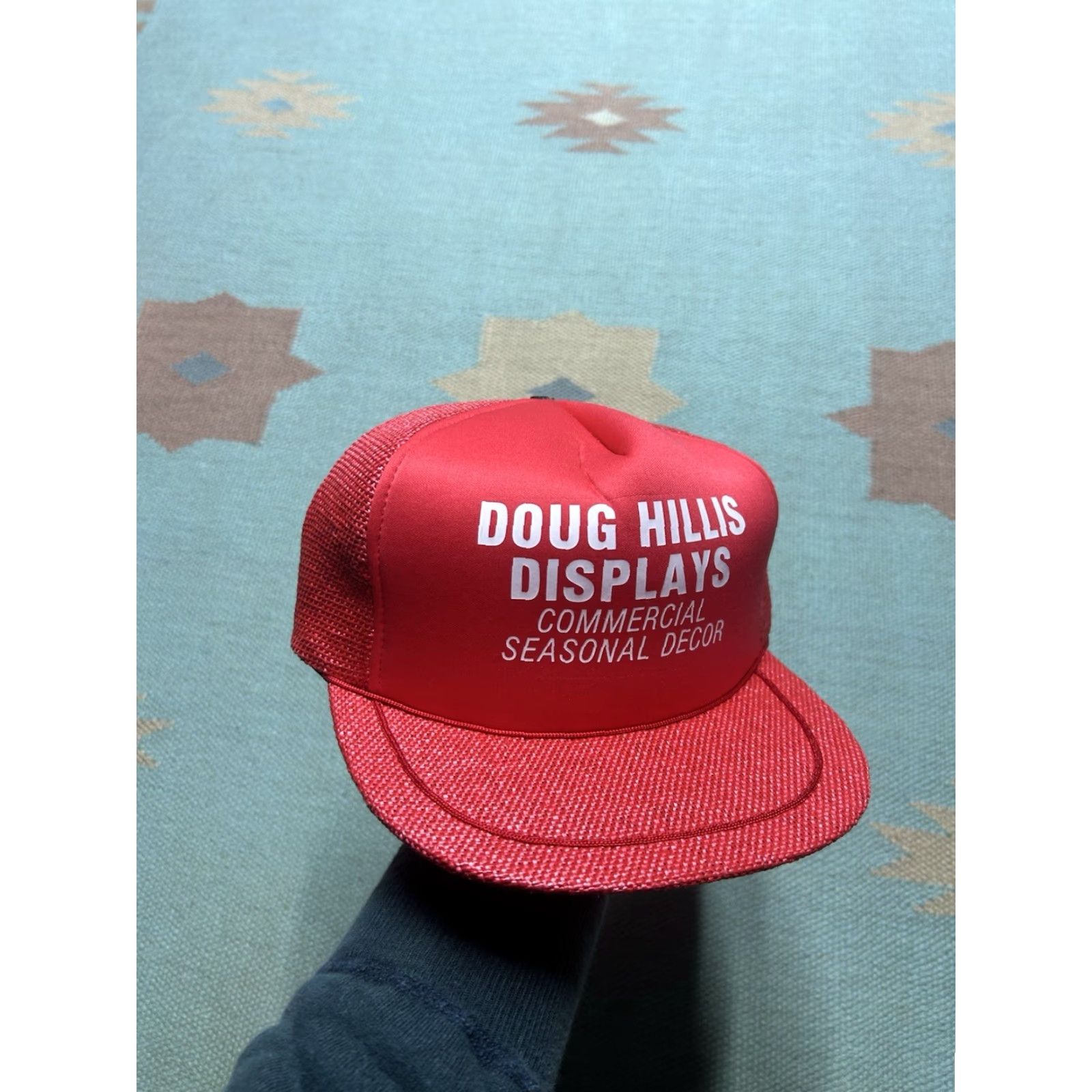 Vintage VINTAGE Snap-Back Trucker Hat Red Christmas Straw Doug Hillis Seasonal Decor Men Adjustable Cap Size ONE SIZE - 2 Thumbnail