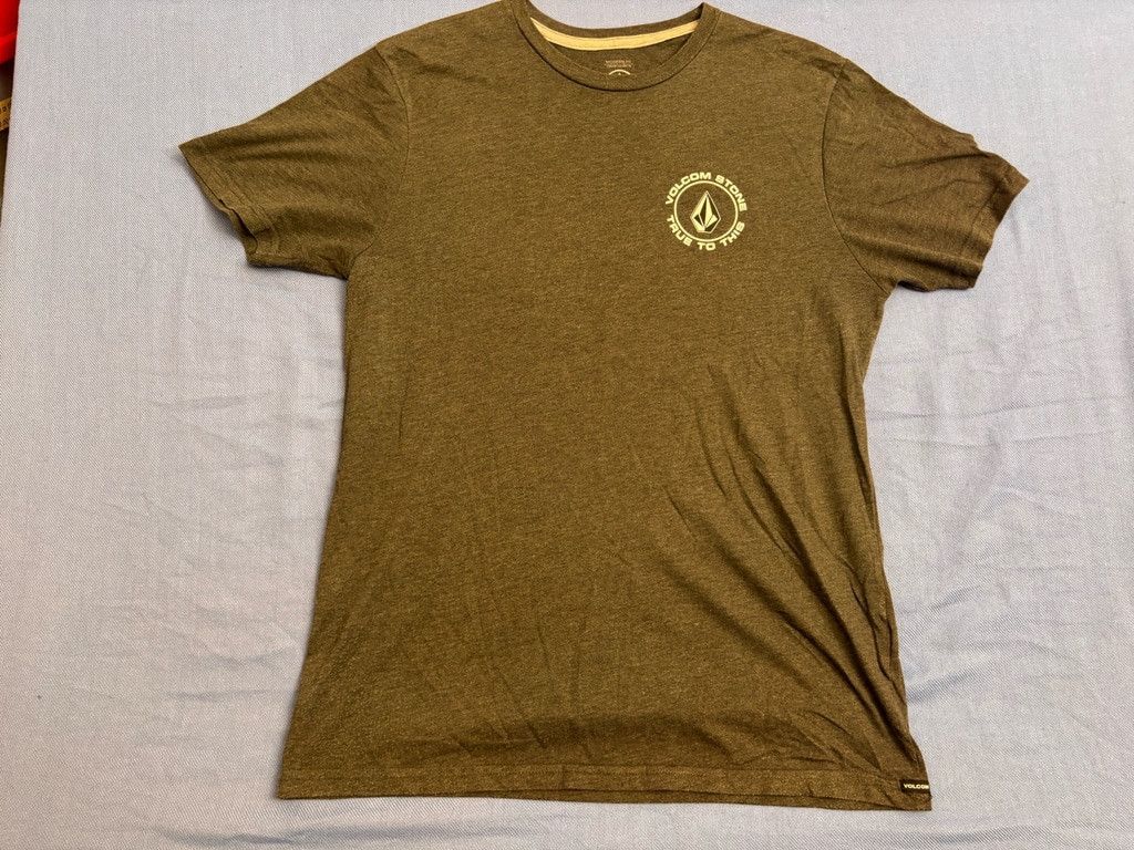 Volcom Men's Volcom T-shirt Size M Gray Short Sleeve Size US M / EU 48-50 / 2 - 1 Thumbnail