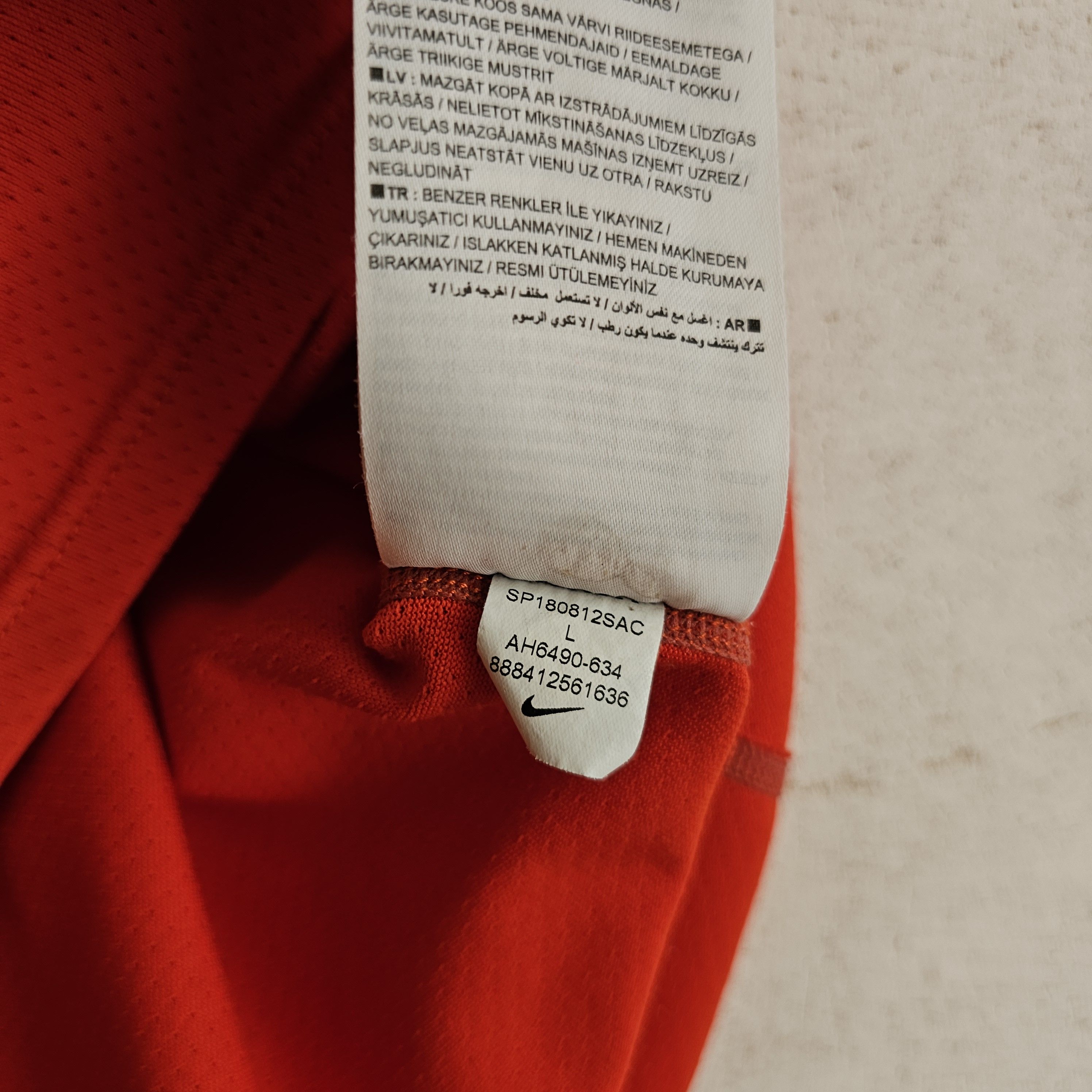 Nike × Patta Nike × Patta red t-shirt Size US L / EU 52-54 / 3 - 5 Thumbnail