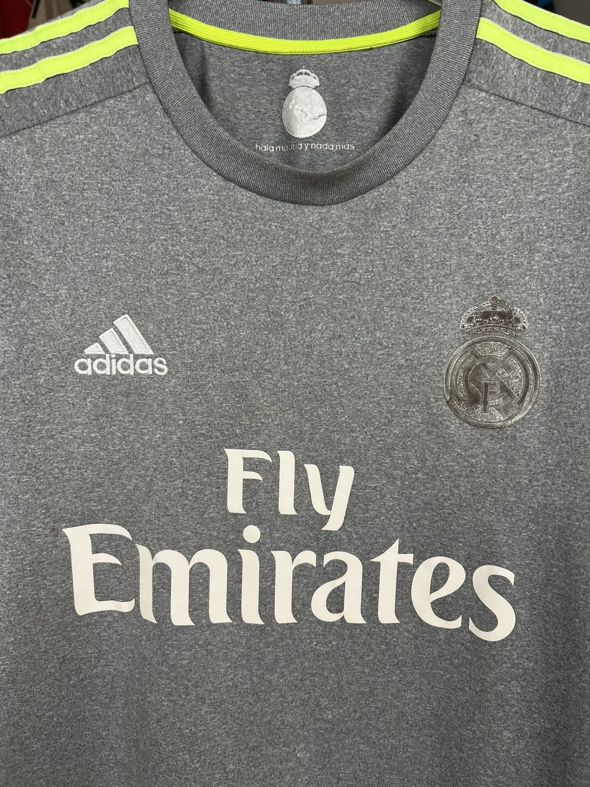 Adidas Soccer Jersey Adidas Real Madrid 2015/16 Size US L / EU 52-54 / 3 - 3 Thumbnail