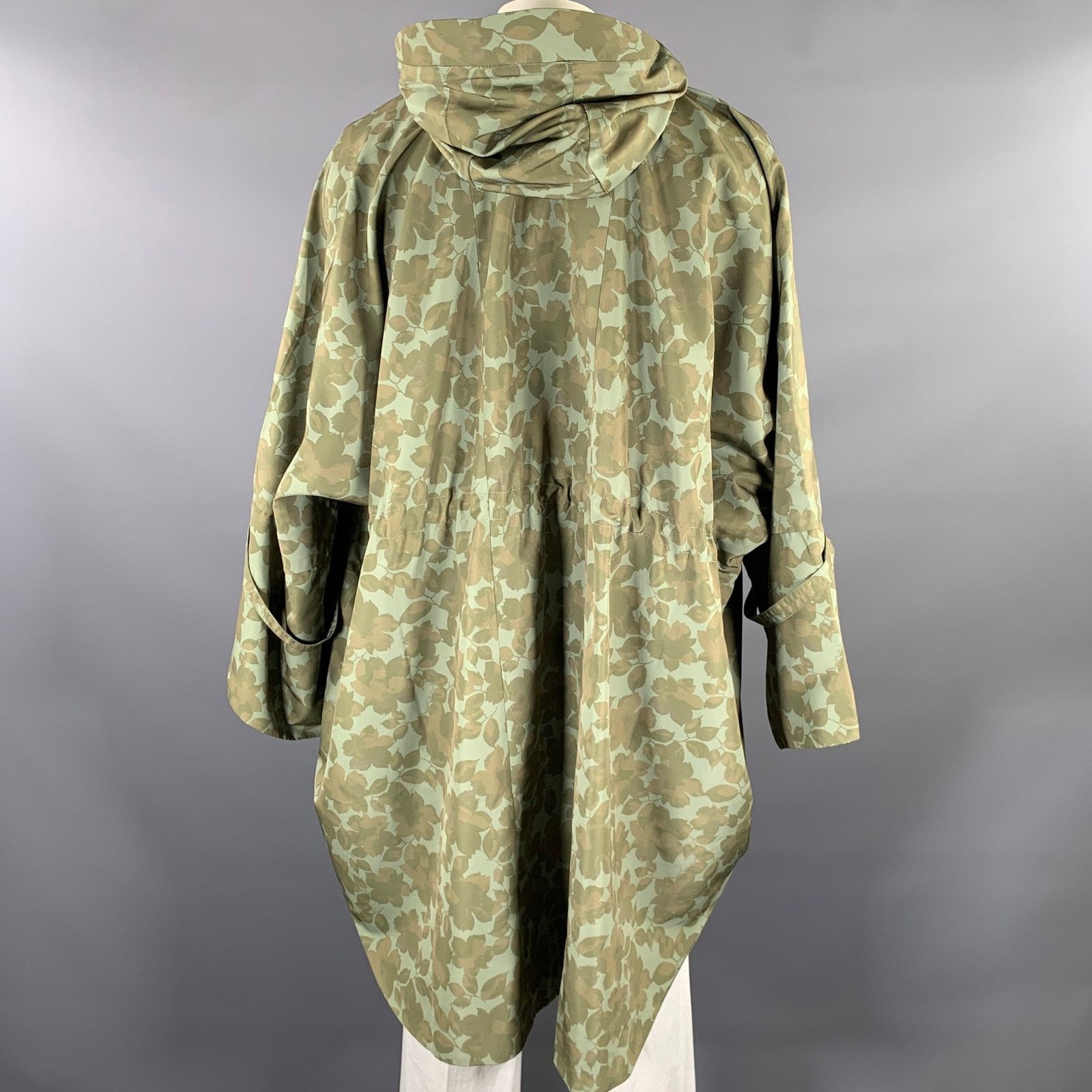 Descendant of Thieves DESCENDANT OF THIEVES Size XXL Green Leaves Polyester Jacket Size XXL / US 16-18 / IT 52-54 - 4 Thumbnail