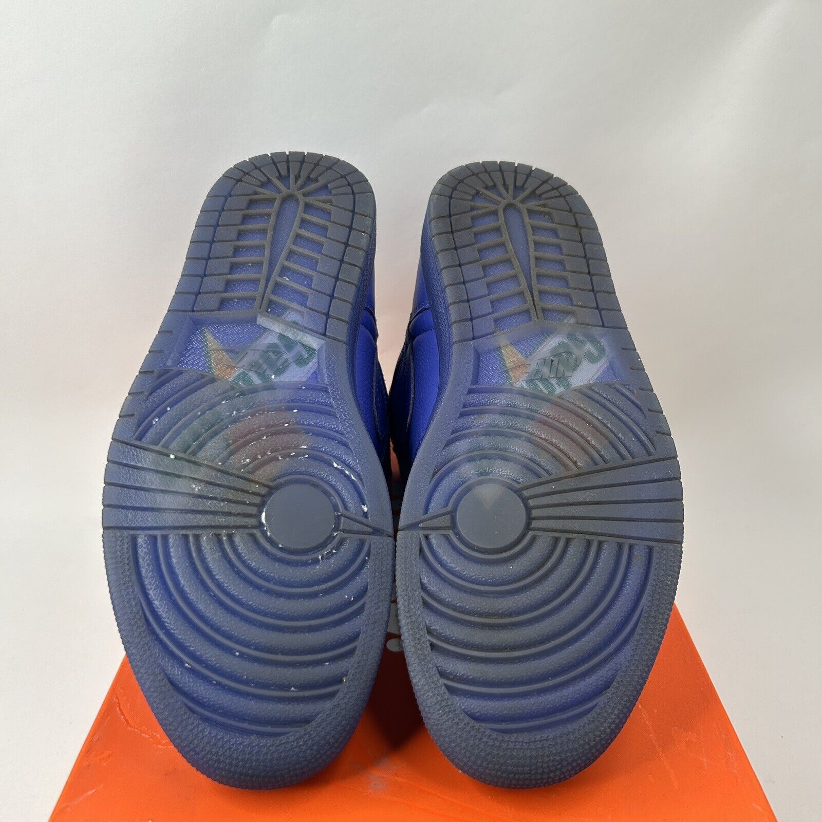 Nike Nike Air Jordan 1 Retro High OG Gatorade “Rush Violet” 2024 Size US 11 / EU 44 - 7 Thumbnail