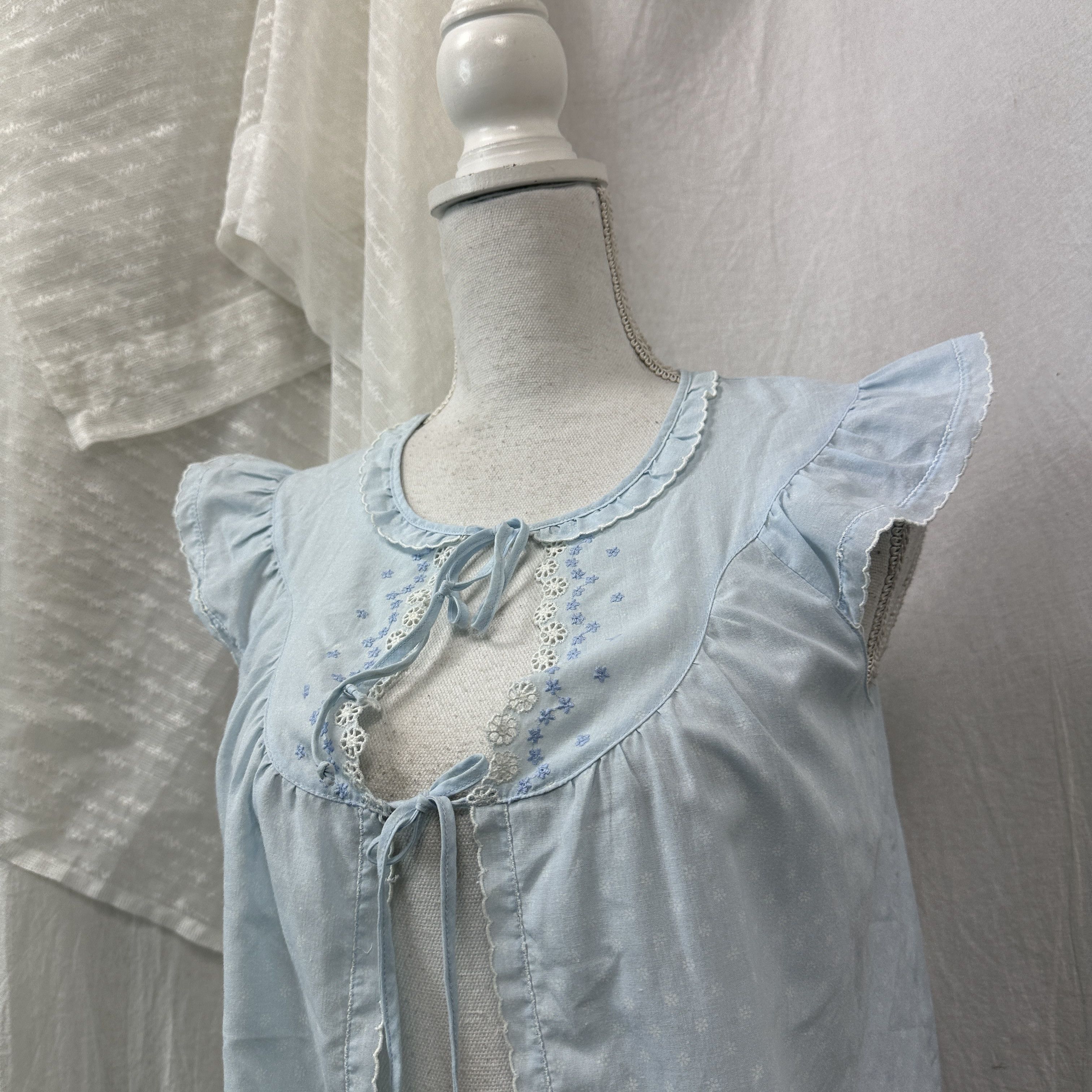 Vintage Vintage Baby Blue Coquette Lace Gown Top Y2K Size S / US 4 / IT 40 - 4 Thumbnail