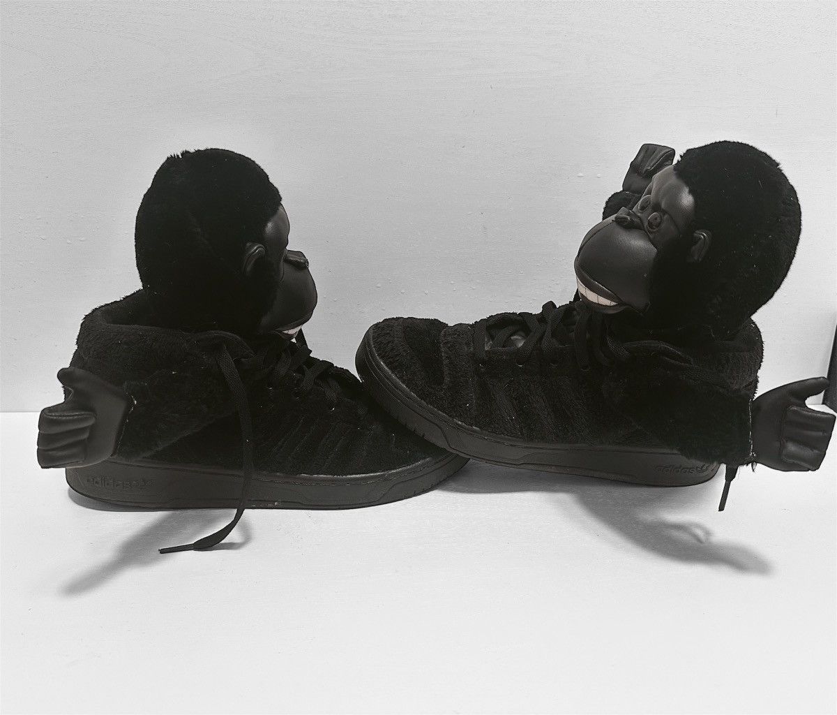 Adidas Jeremy Scott Size US 11 / EU 44 - 2 Thumbnail