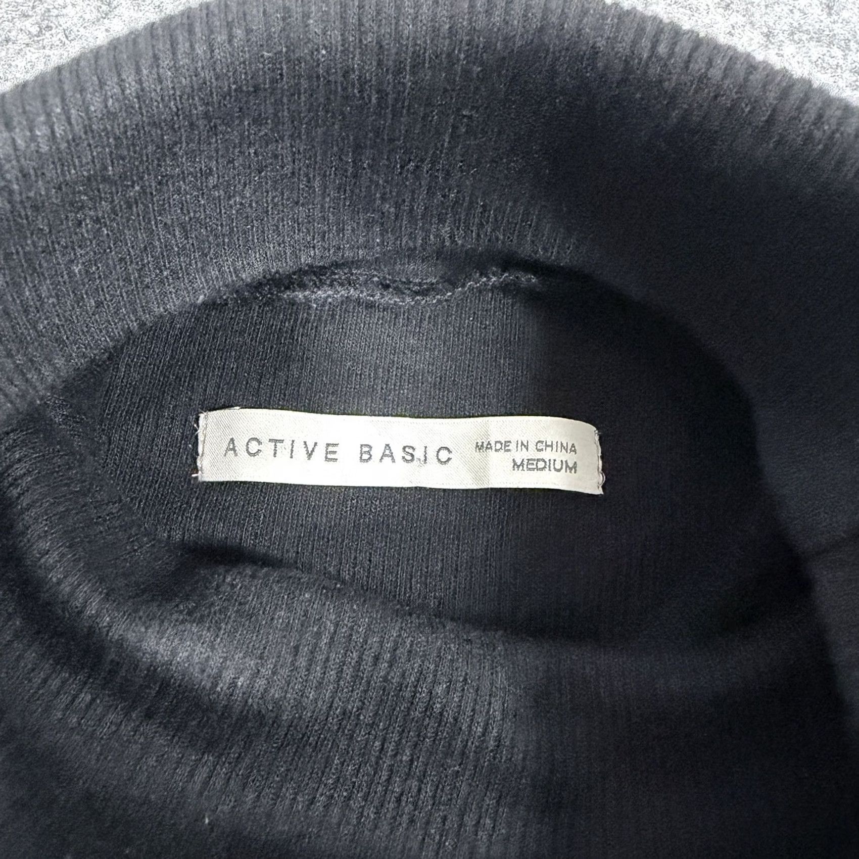 Vintage Active Basic Long Sleeve Pullover Turtleneck Sweater Women's Size Medium Black Size M / US 6-8 / IT 42-44 - 4 Thumbnail