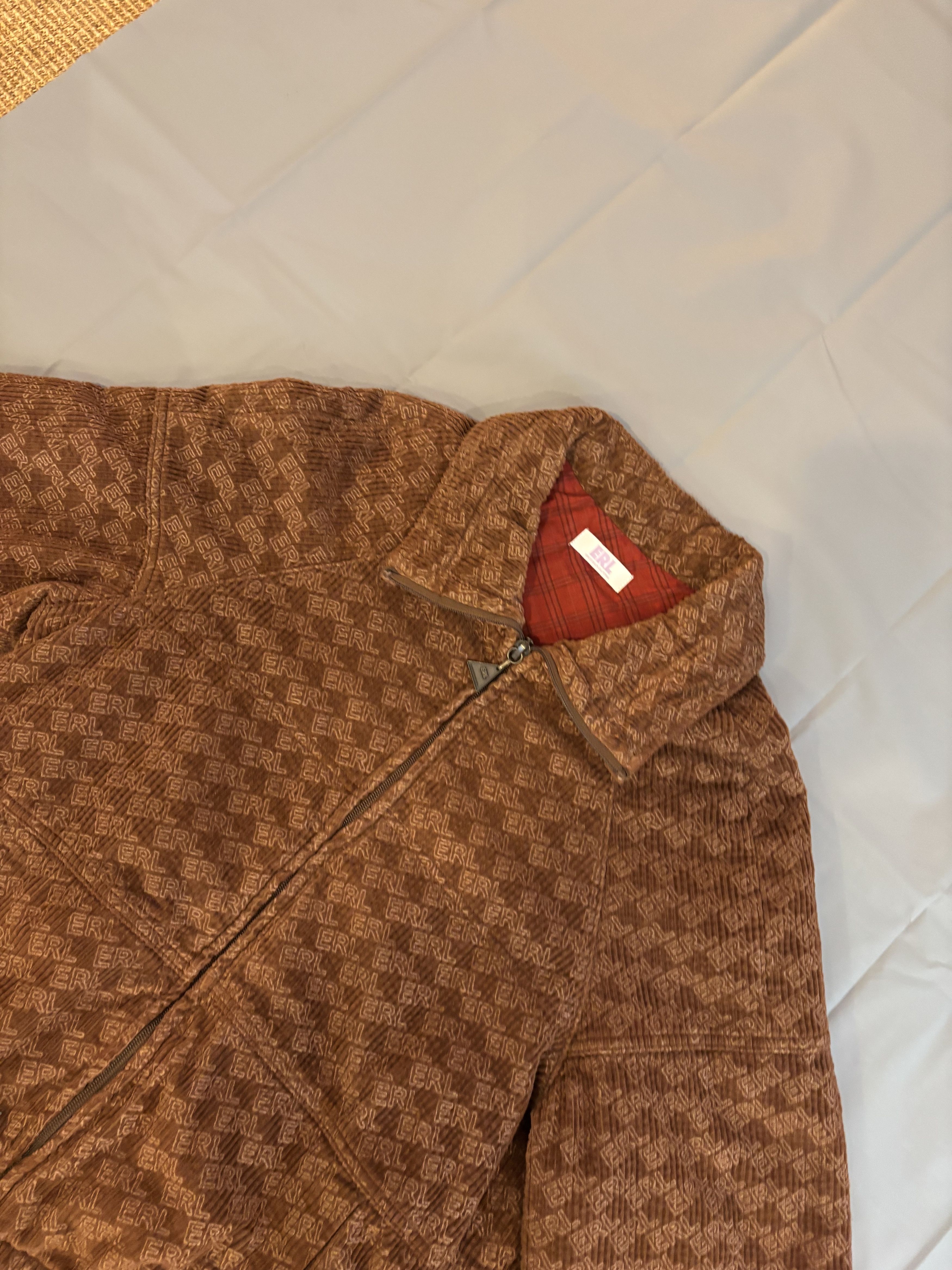 ERL Veste teddy bombers ERL monogramme marron en tbe Size US L / EU 52-54 / 3 - 4 Thumbnail
