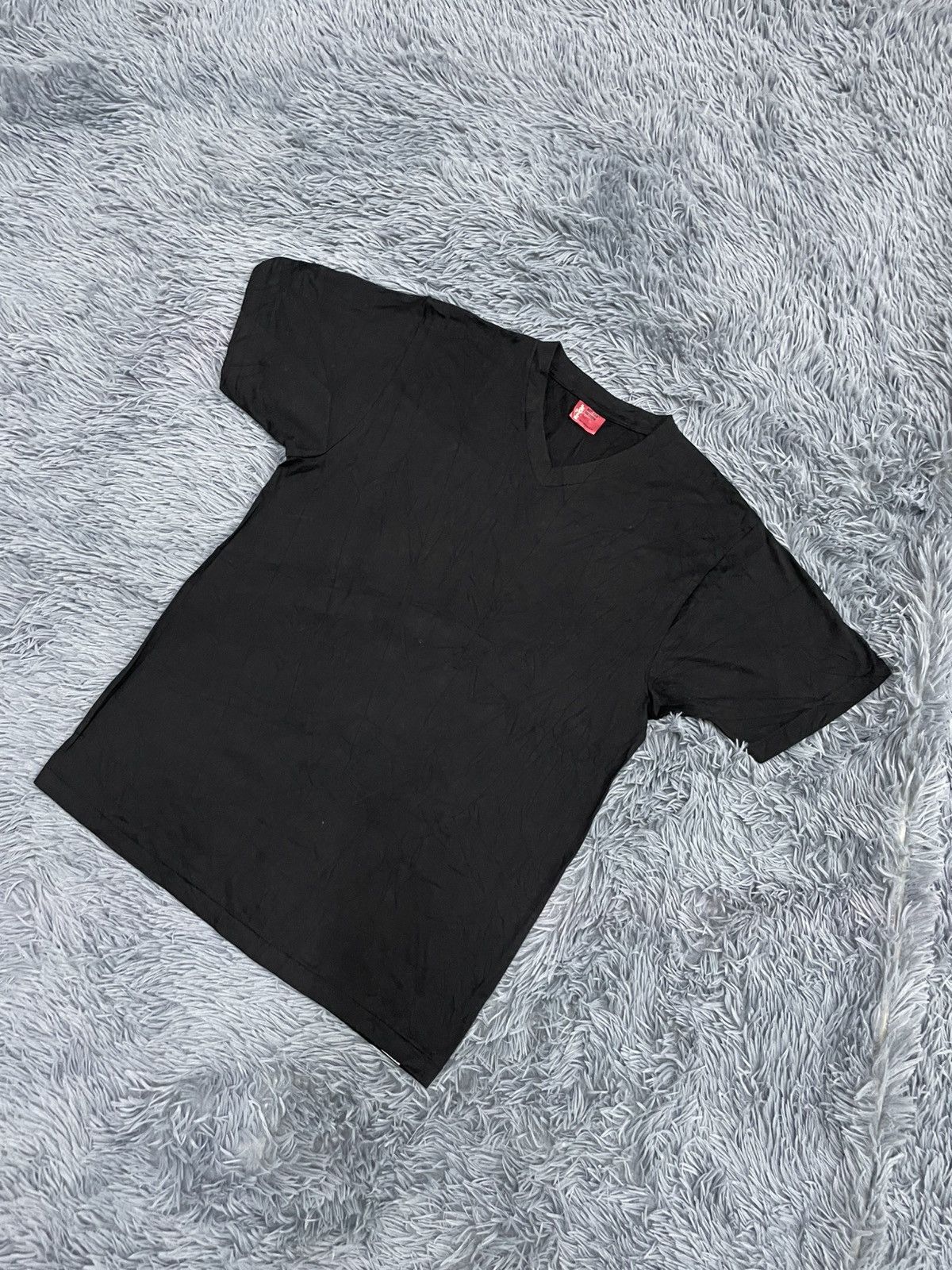 Levi's × Vintage Vintage Levi’s Red Tab V-neck plain tee Size US M / EU 48-50 / 2 - 1 Thumbnail
