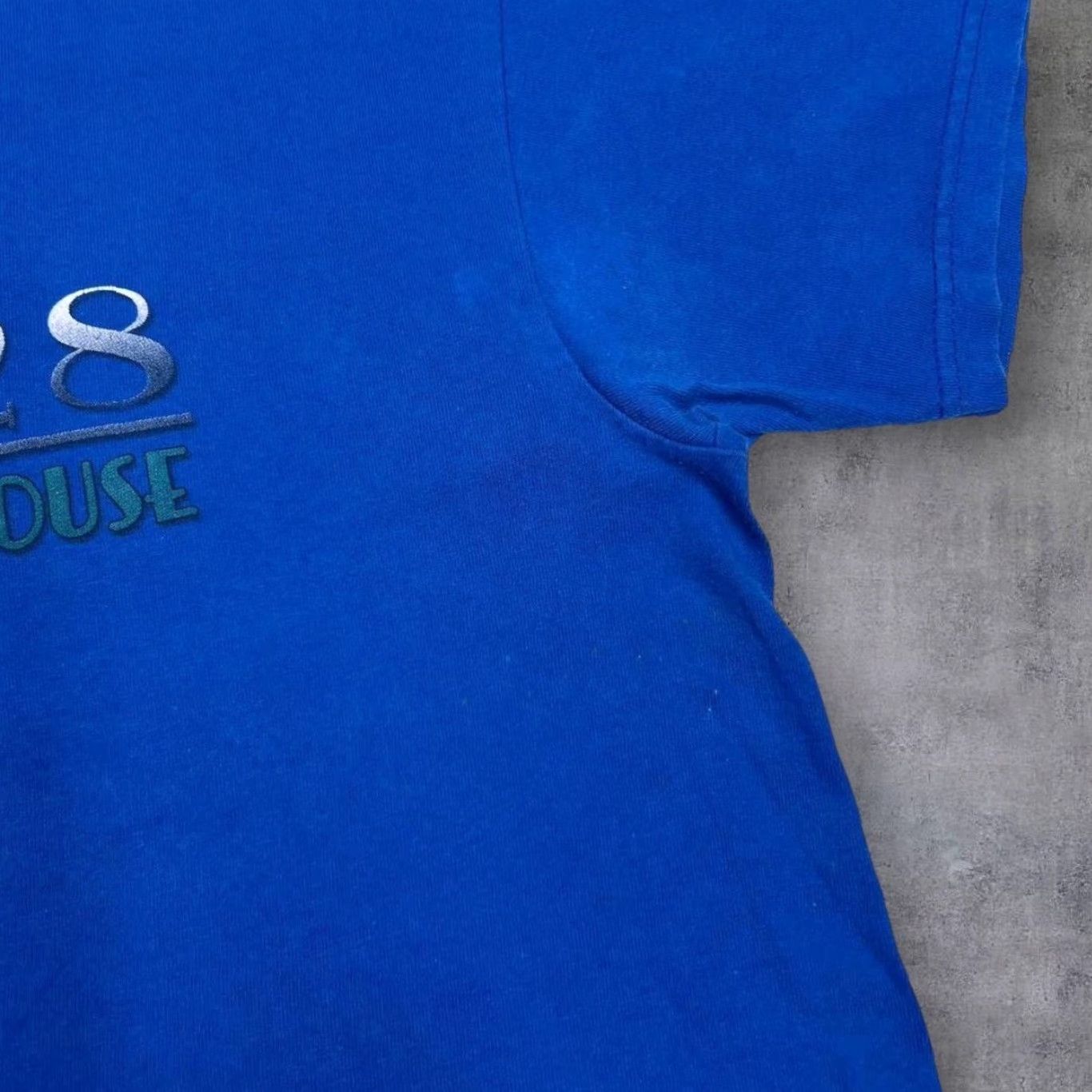 Disney VINTAGE Disney Delta Florida Mickey Mouse Graphic Blue T-Shirt Medium Mens Shirt Size US M / EU 48-50 / 2 - 6 Thumbnail
