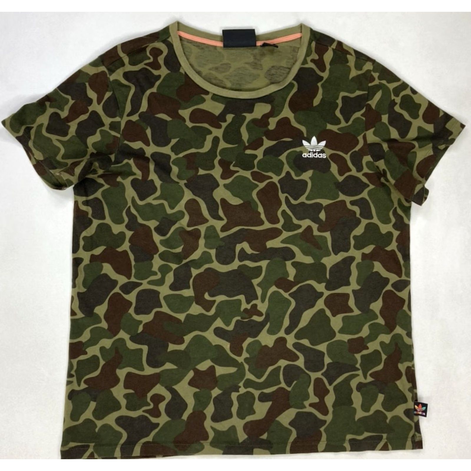 Adidas VINTAGE Adidas Pharrell Williams Hu Graphic T-shirt Men Medium Green Camo Size US M / EU 48-50 / 2 - 3 Thumbnail