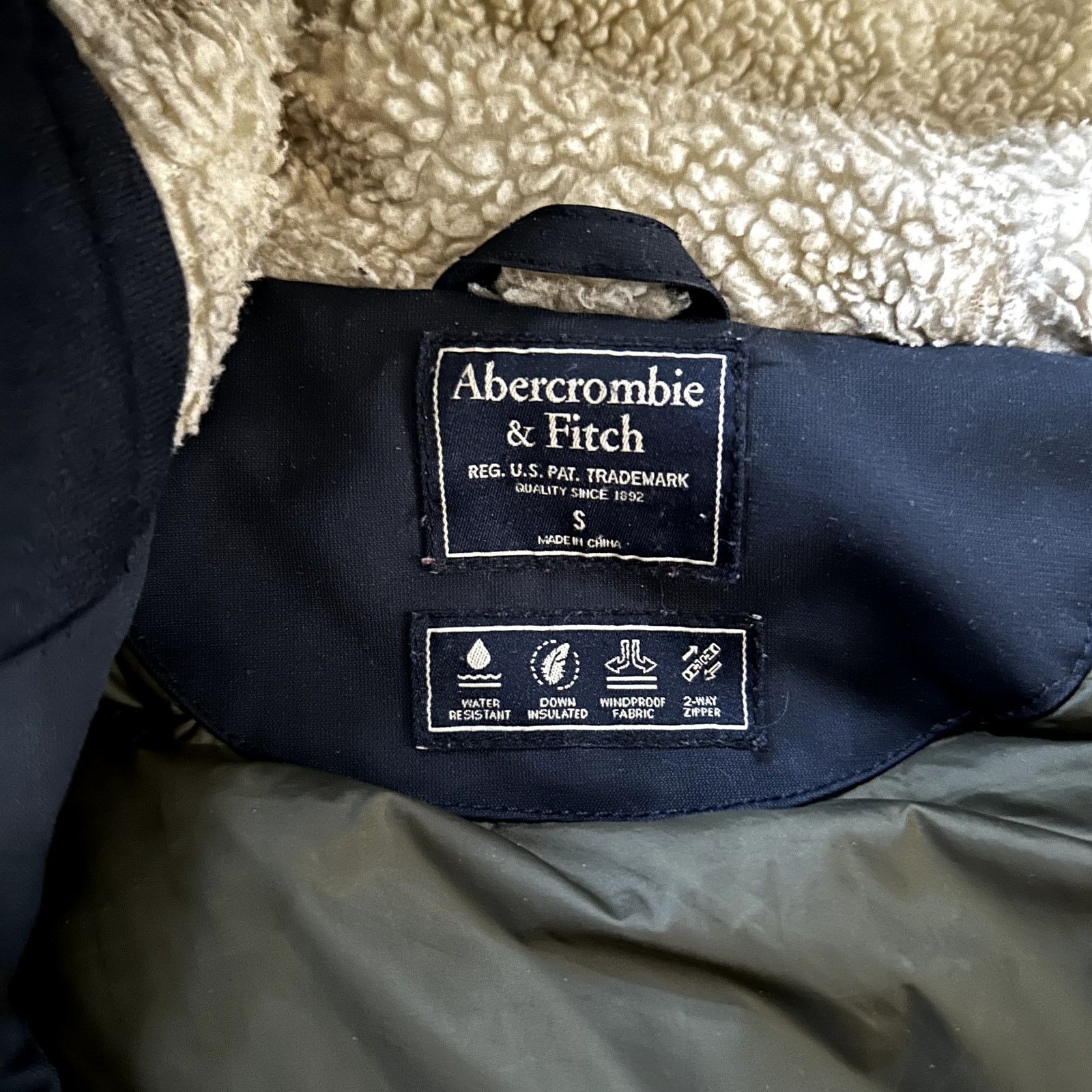 Abercrombie & Fitch Ambercombie & Fitch Navy Coat Size US S / EU 44-46 / 1 - 3 Thumbnail