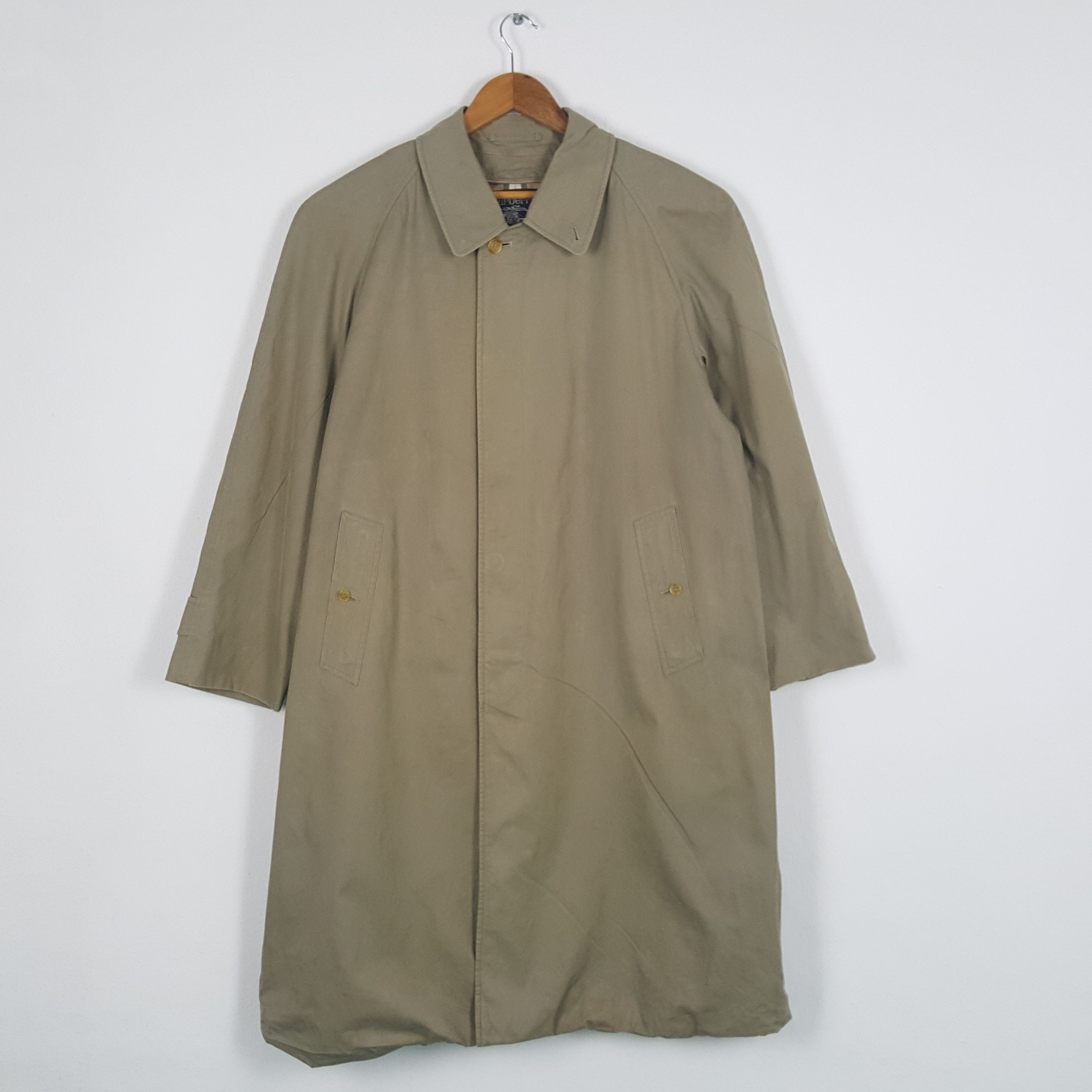 image of Vintage Burberrys Luxury Brand Trench Coat Jacket in Khaki, Men's (Size XL)