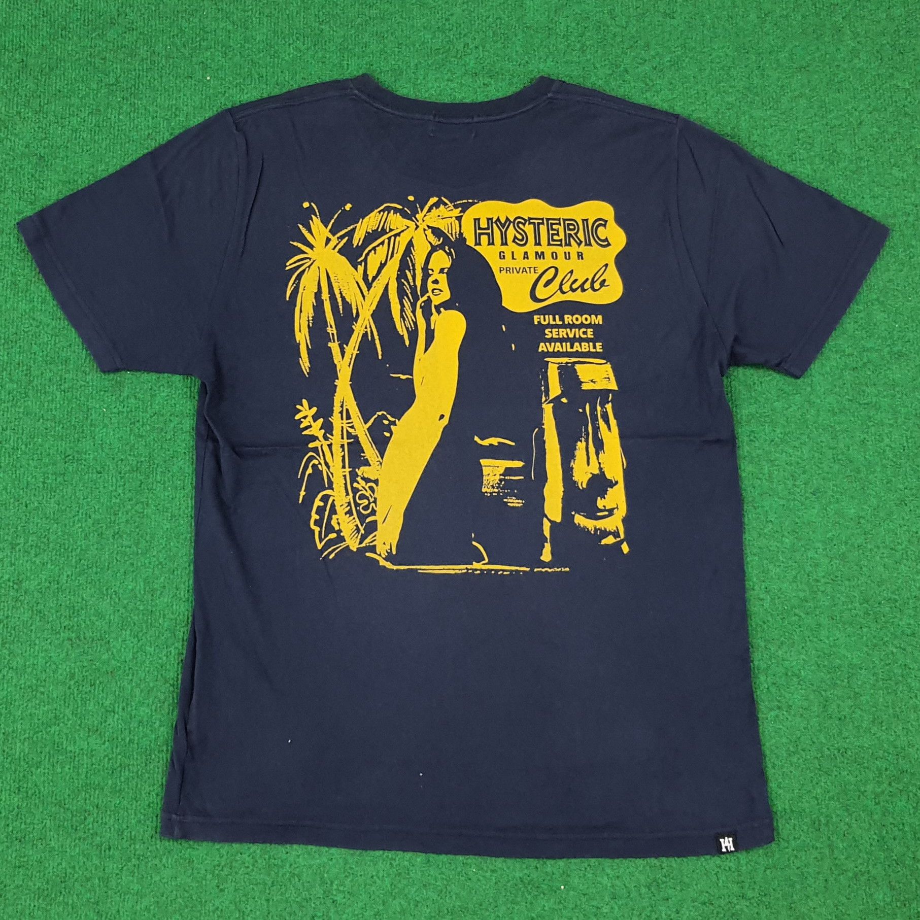 Hysteric Glamour × Japanese Brand × Vintage Vintage Hysteric Glamour Japanese Brand Private Club Tshirt Size US S / EU 44-46 / 1 - 1 Thumbnail