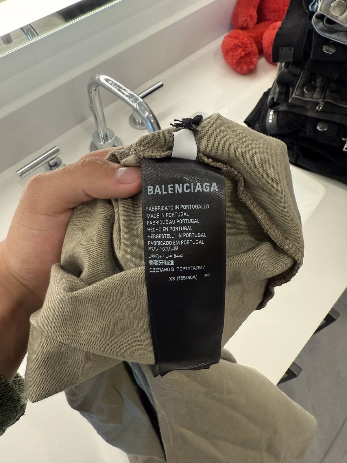 Balenciaga Balenciaga Tape Type T shirt Size US XS / EU 42 / 0 - 6 Thumbnail