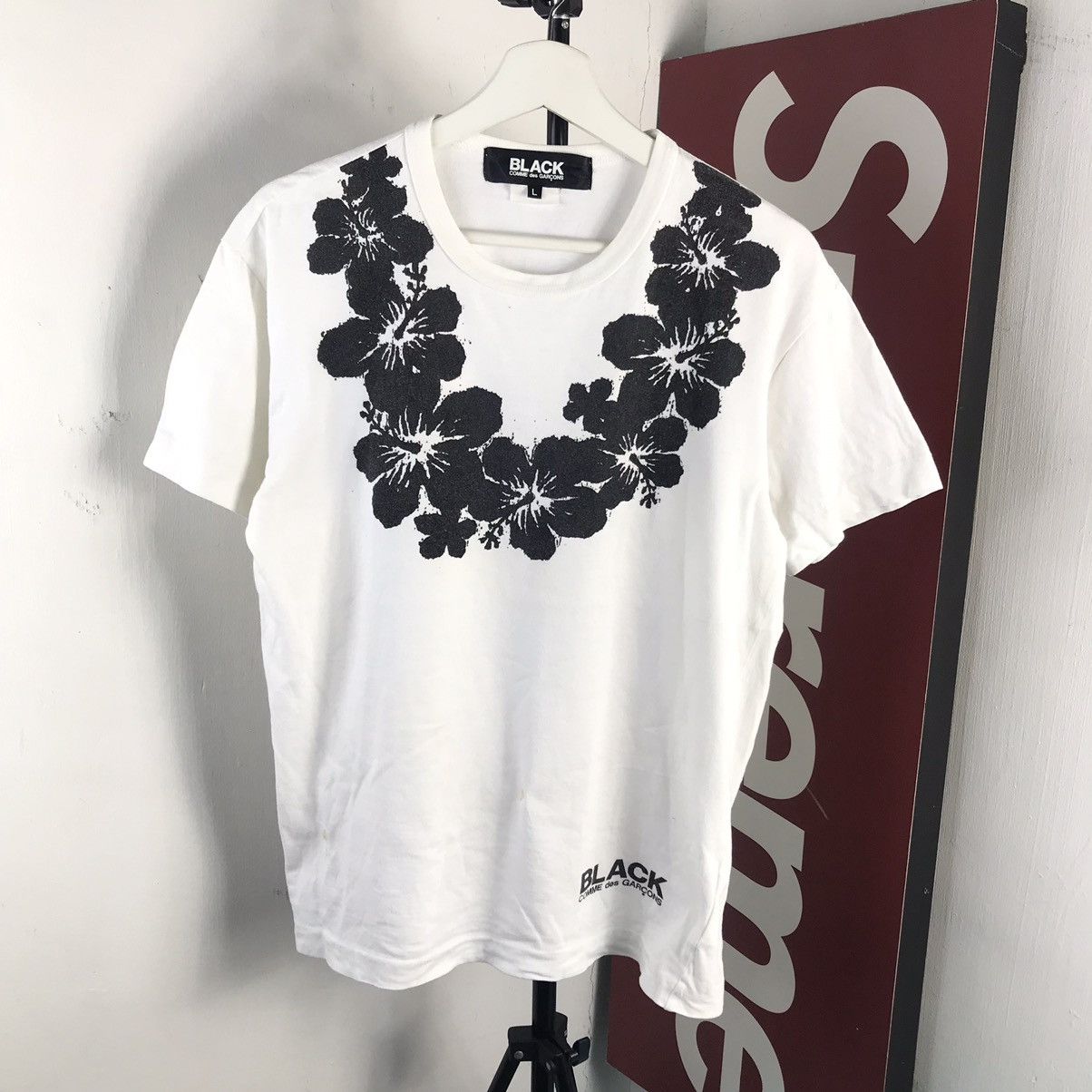 image of Vintage Comme Des Garcons Flower Ball Art Shirt in White, Men's (Size Large)