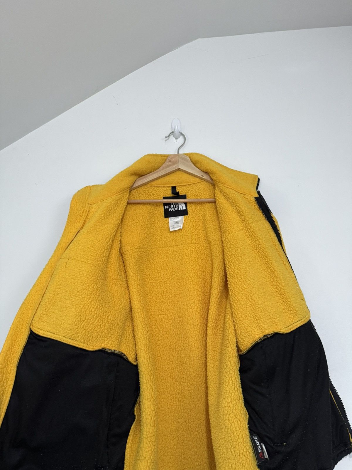 The North Face RARE Vintage The North Face Denali Fleece Summit Yellow L Size US L / EU 52-54 / 3 - 8 Thumbnail