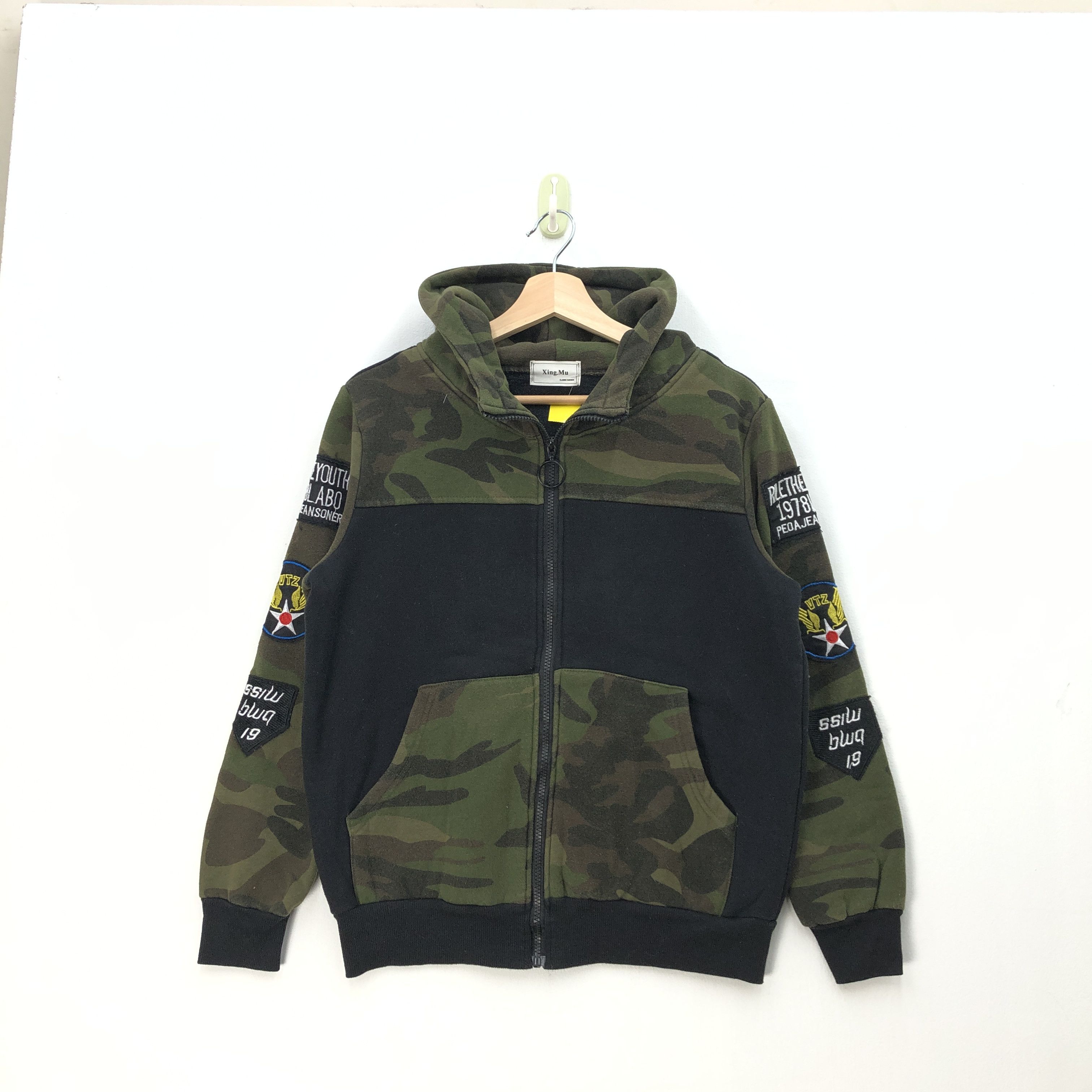 Japanese Brand Y2K Camouflage Sweater Hoodie Camouflage Hooded Sweatshirt Size US M / EU 48-50 / 2 - 1 Thumbnail