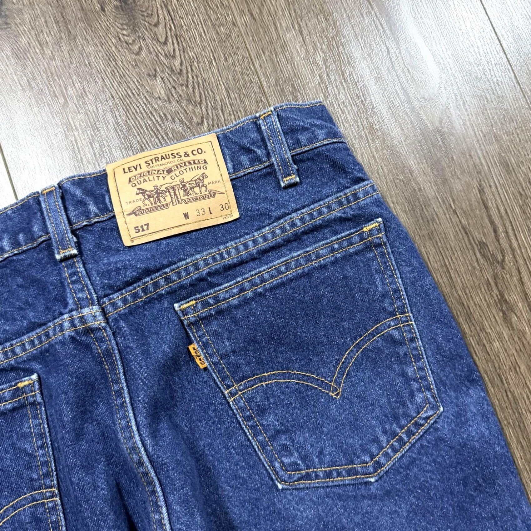 Levi's VINTAGE Levi's 517 Bootcut Jeans Mens 30x25 Blue Dark Wash Regular Fit Denim Classic Jeans Size 30" / US 8 / IT 44 - 3 Thumbnail