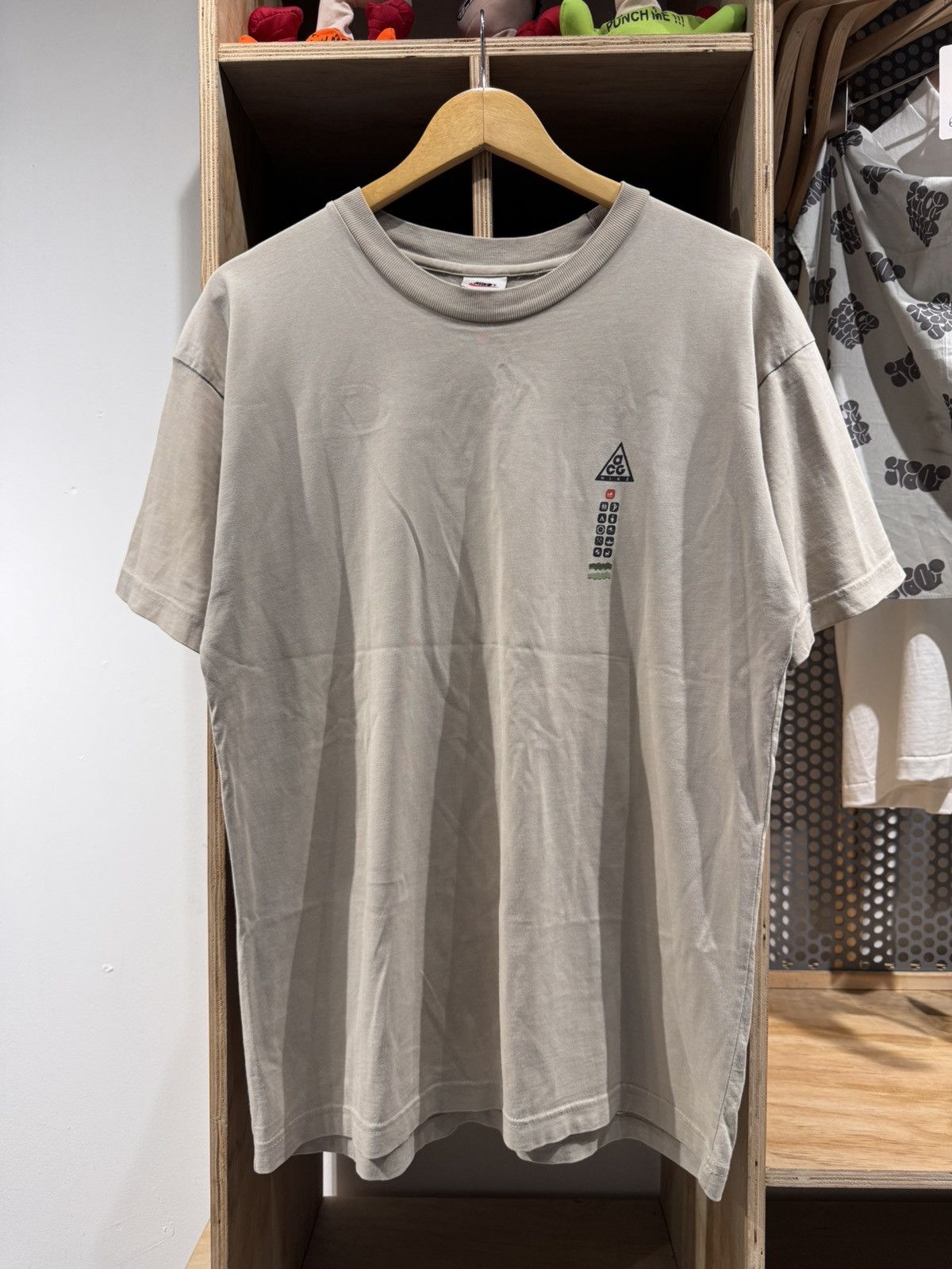 Nike Vintage Nike ACG 90's "Map" T-shirt Size US M / EU 48-50 / 2 - 2 Thumbnail