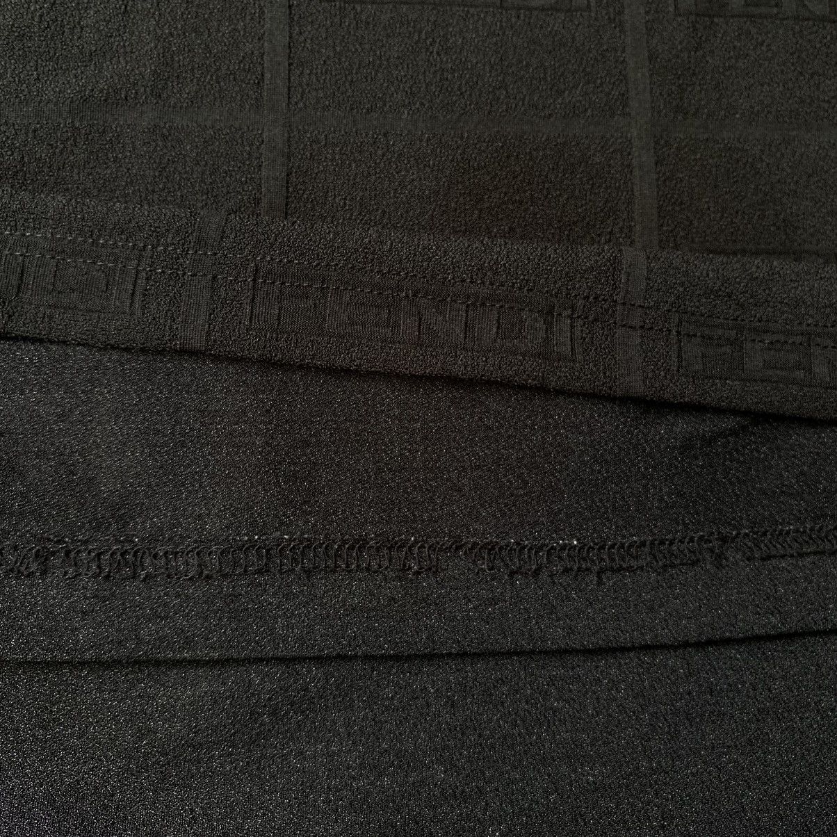 Fendi FENDI Black Logo-Embossed Fendi Tee Size M / US 6-8 / IT 42-44 - 13 Thumbnail