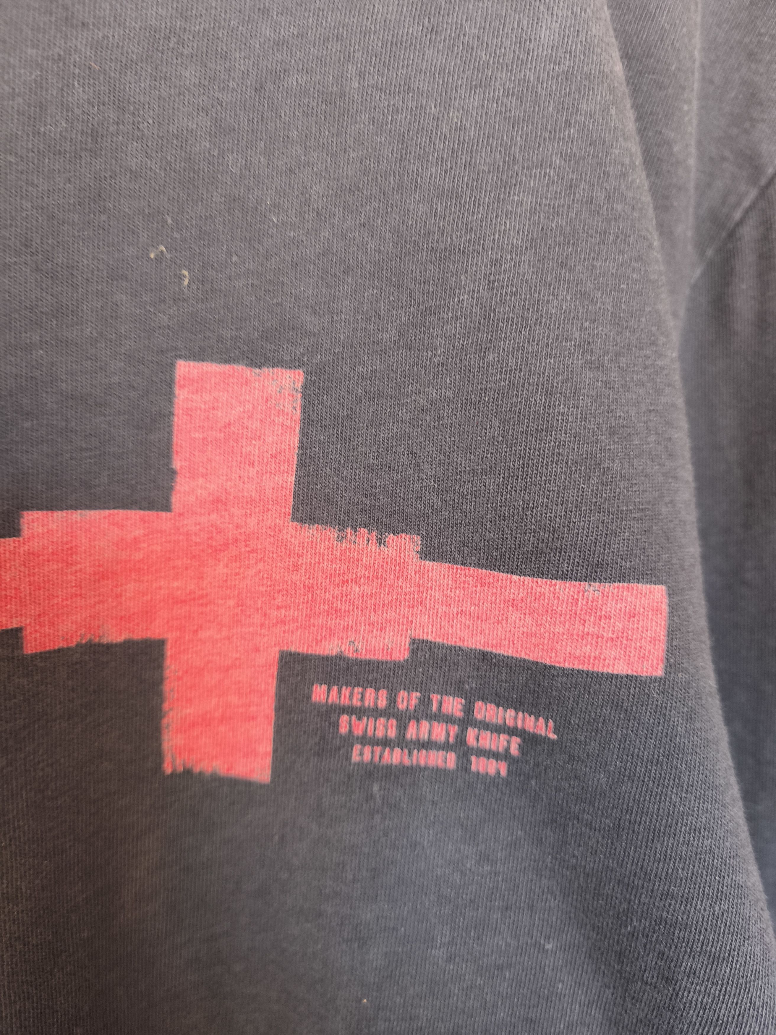 Victorinox 🔥 Sun Faded Victorinox t shirt long sleeve Size US L / EU 52-54 / 3 - 4 Thumbnail