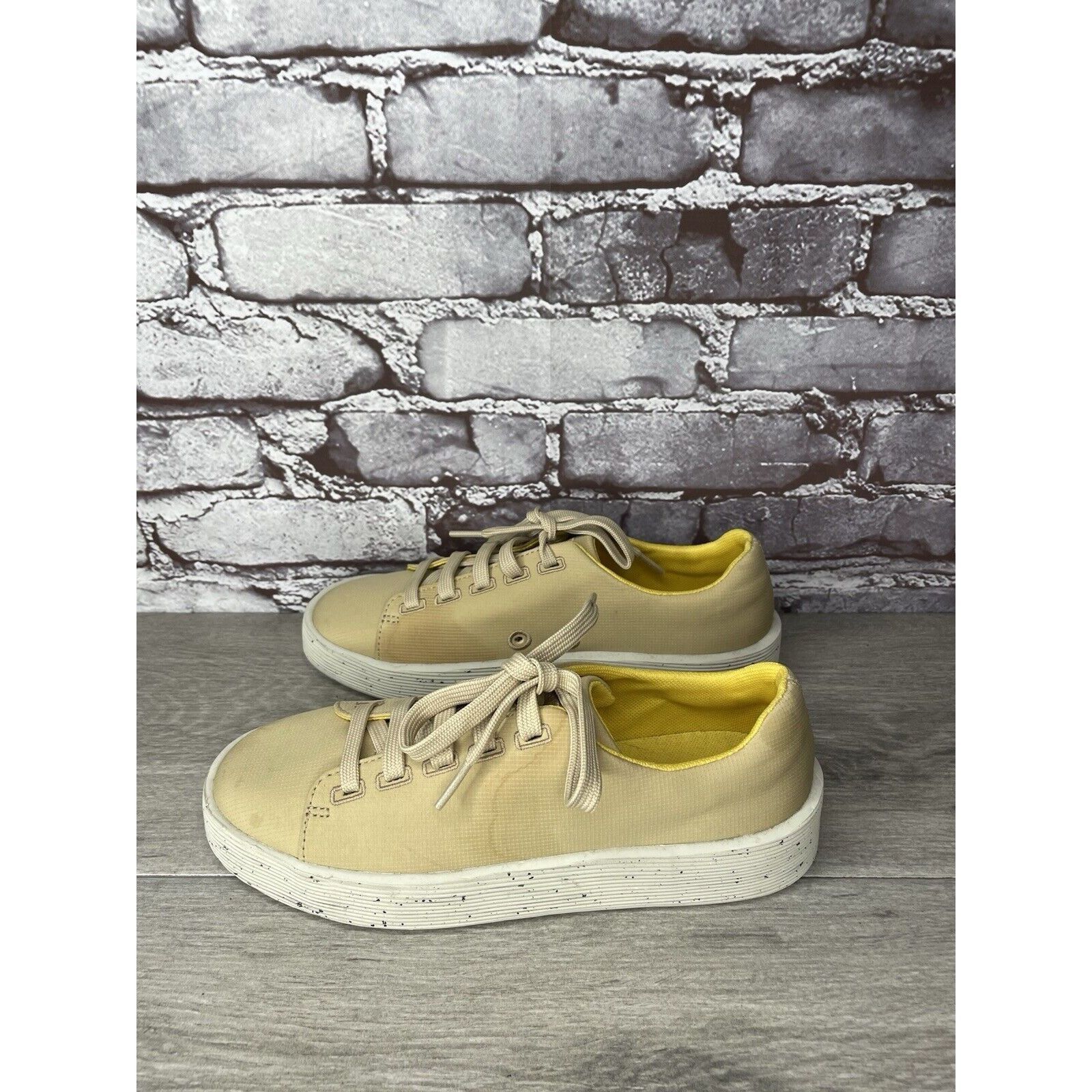 Camper Camper Yellow Leather Casual Lace Up Lightweight Sneakers Wo Size US 6 / IT 36 - 14 Thumbnail